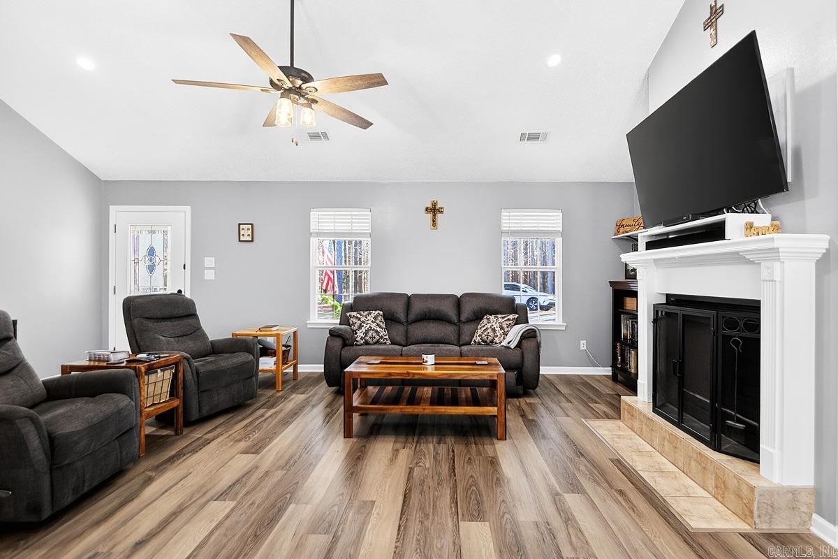 21541 Kate  Hensley, AR