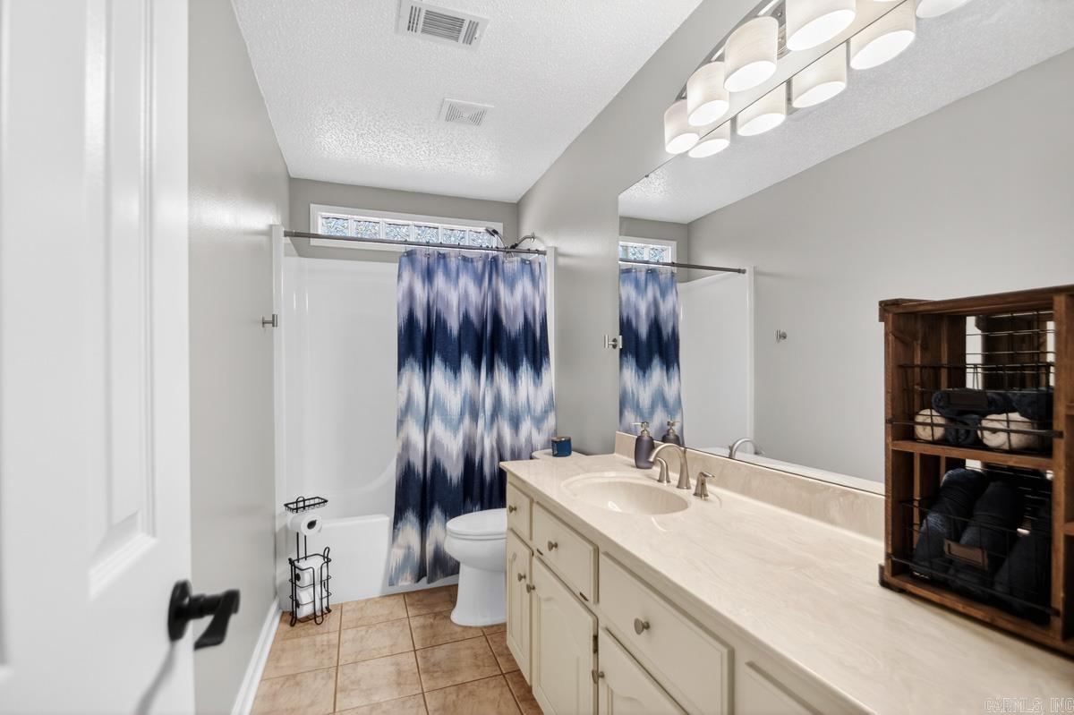 21541 Kate  Hensley, AR