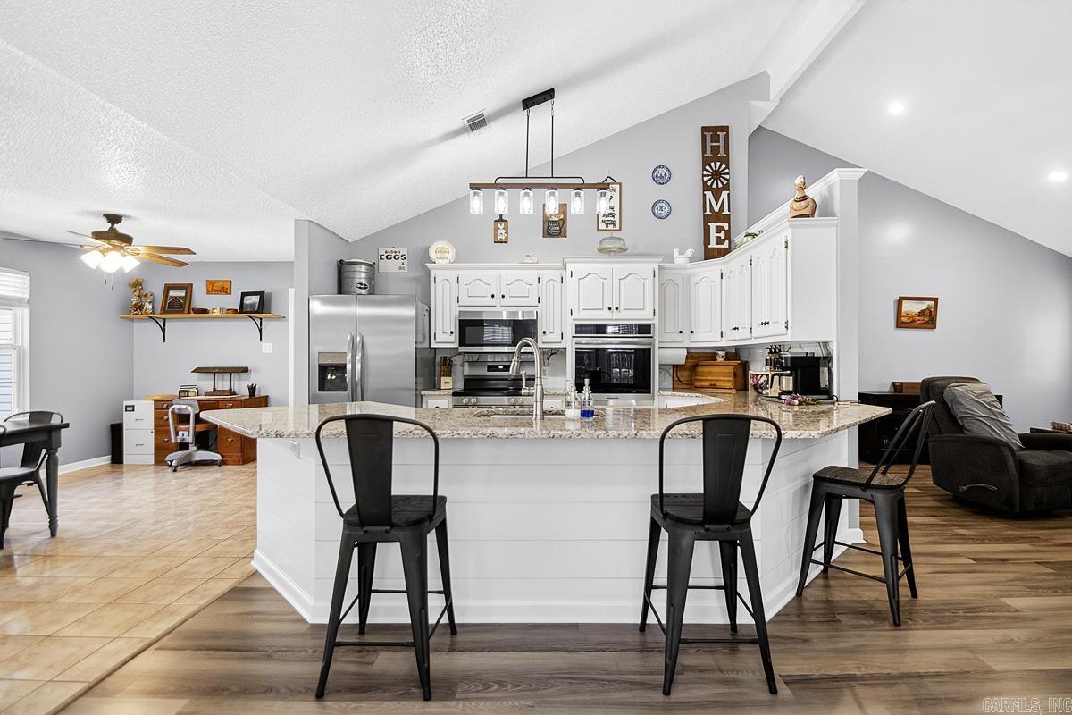 21541 Kate  Hensley, AR