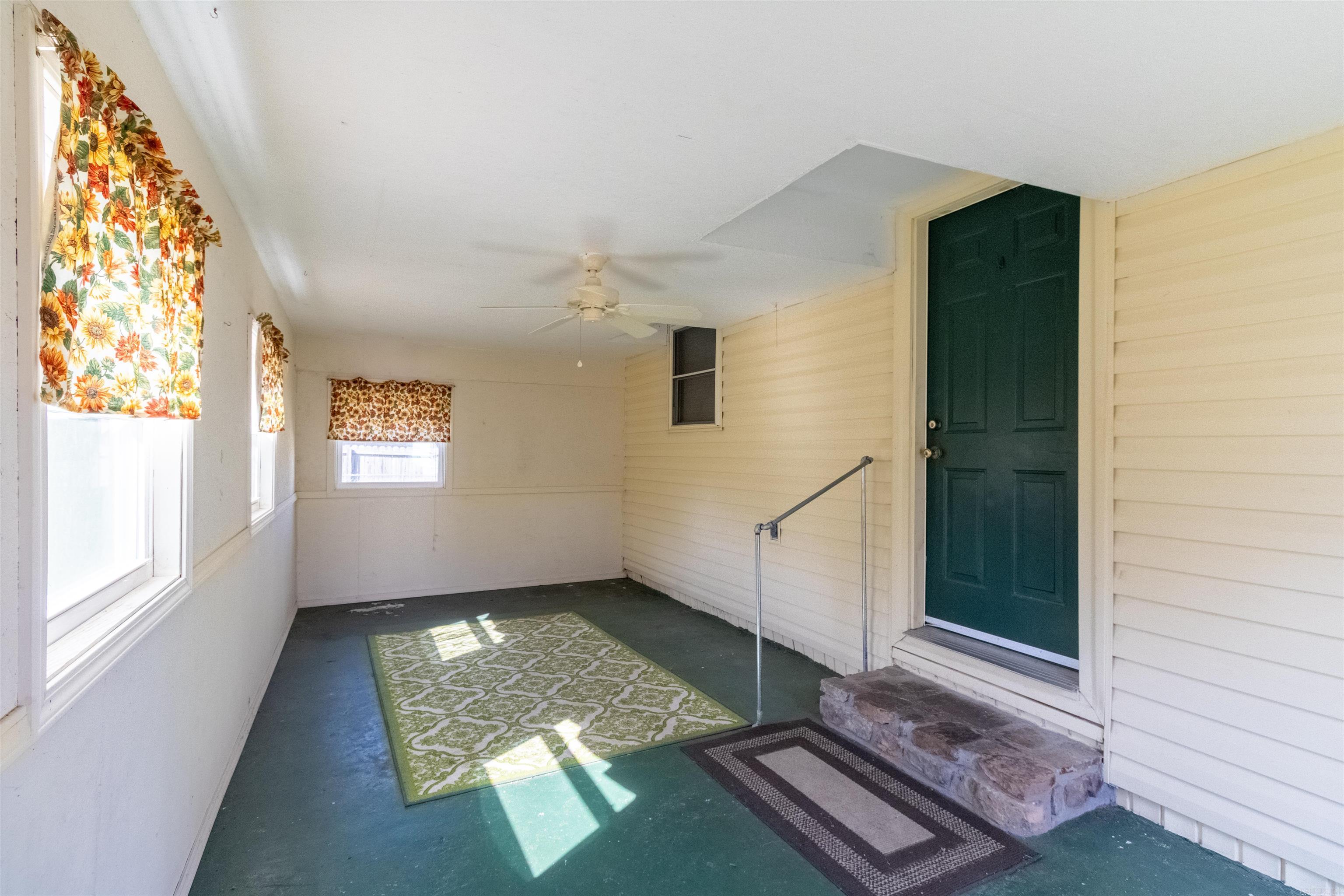 1711 W Cline St  Clarksville, AR