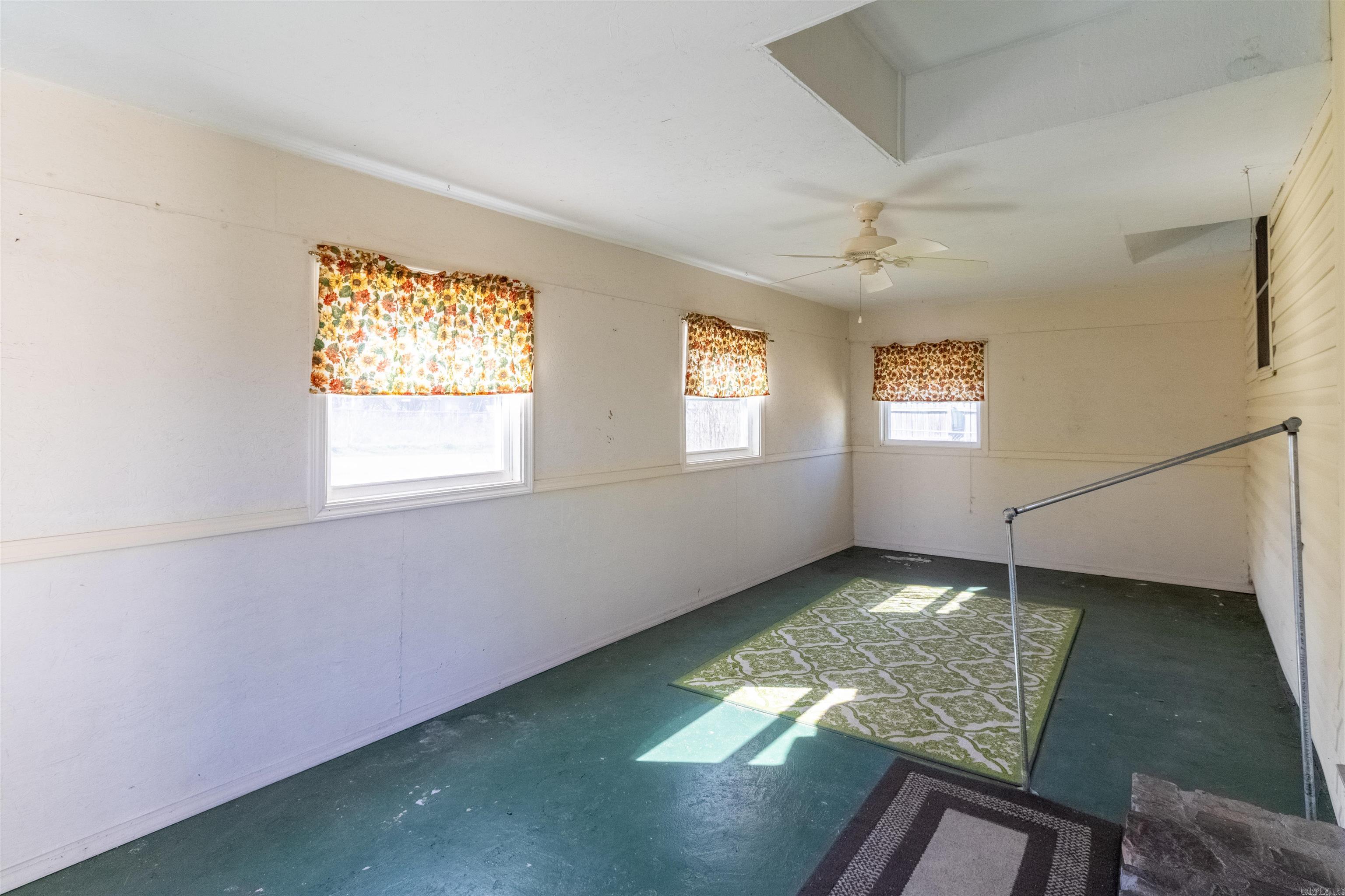 1711 W Cline St  Clarksville, AR