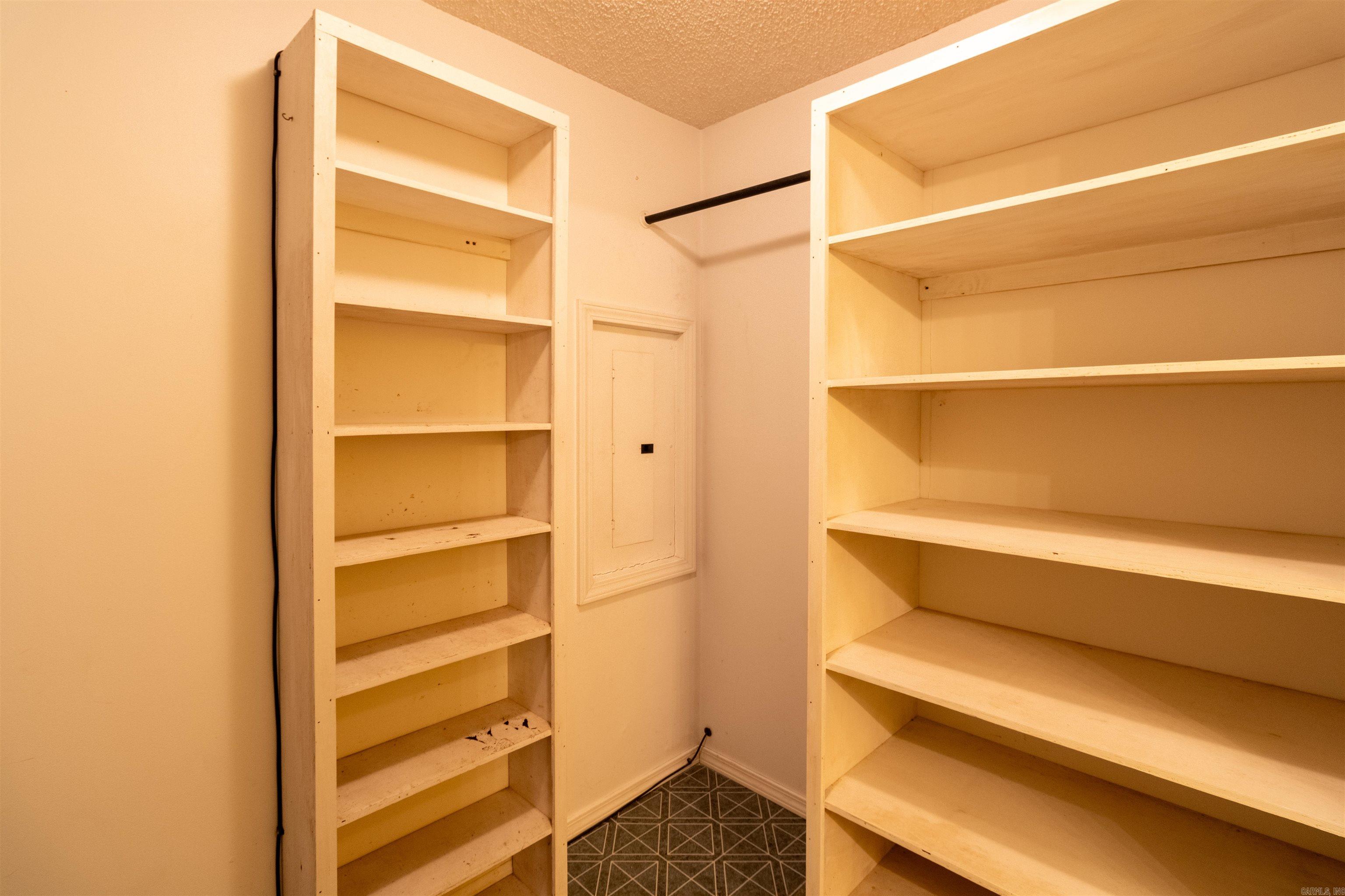 1711 W Cline St  Clarksville, AR