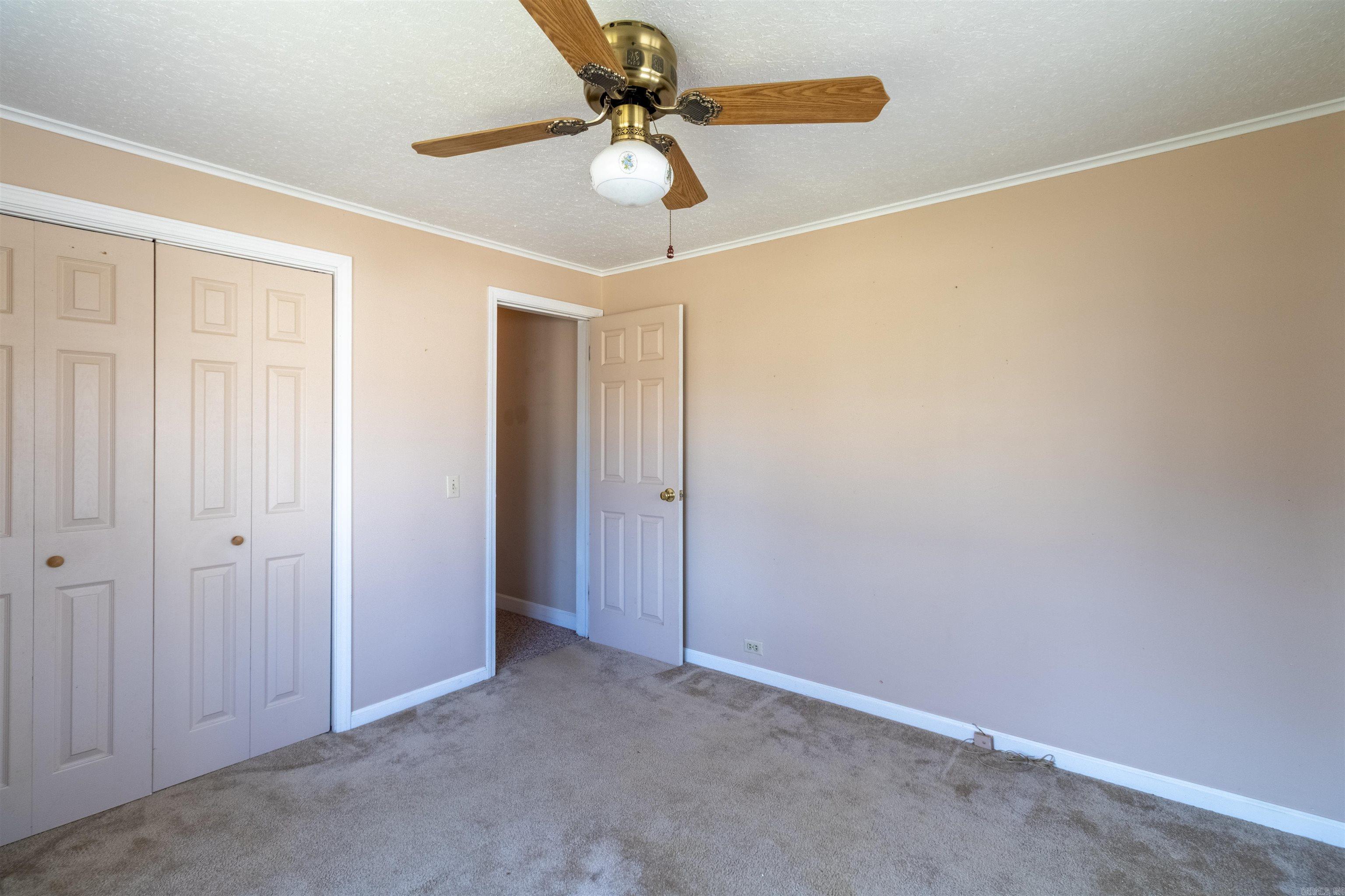 1711 W Cline St  Clarksville, AR