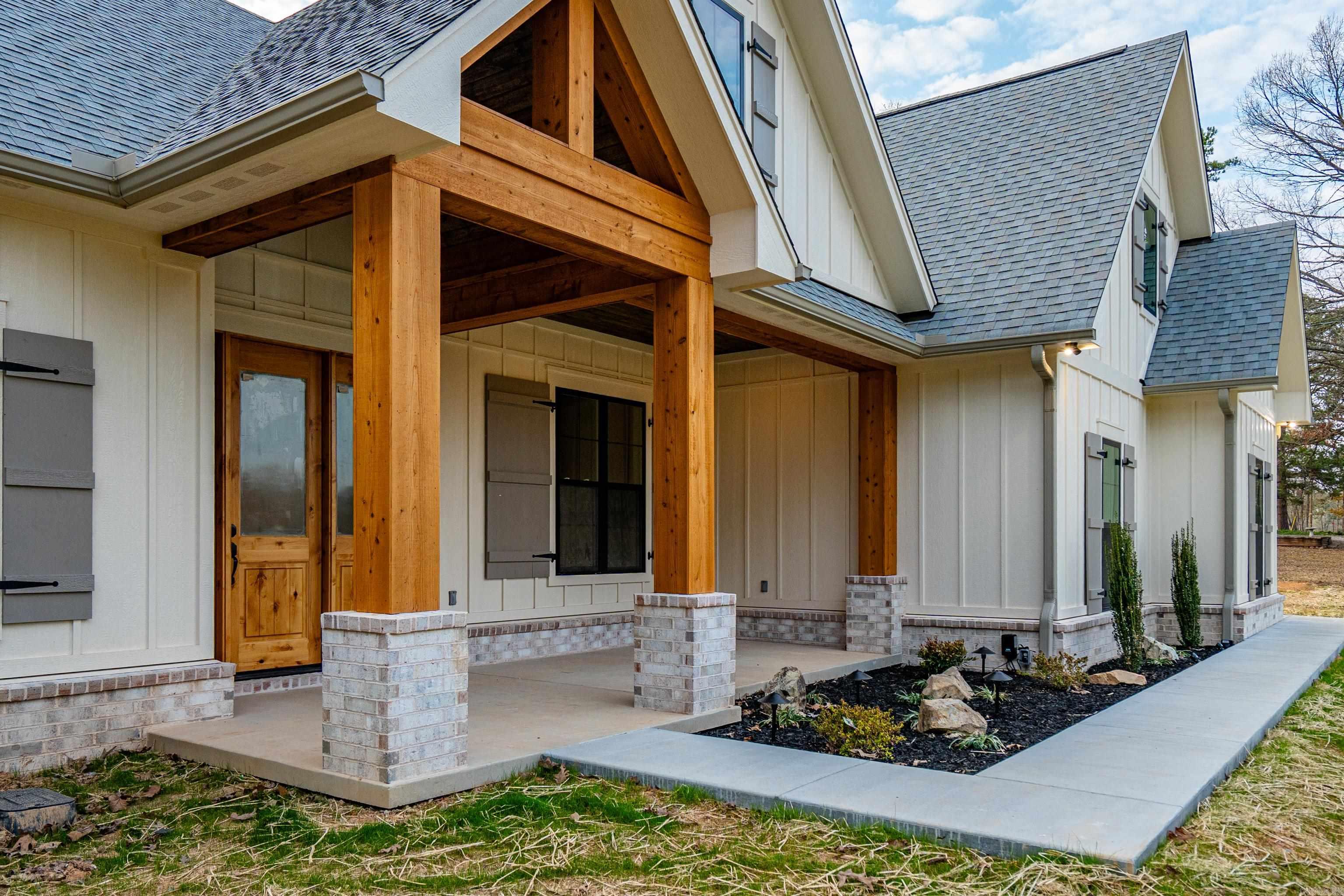 271 Frontier  Hot Springs, AR