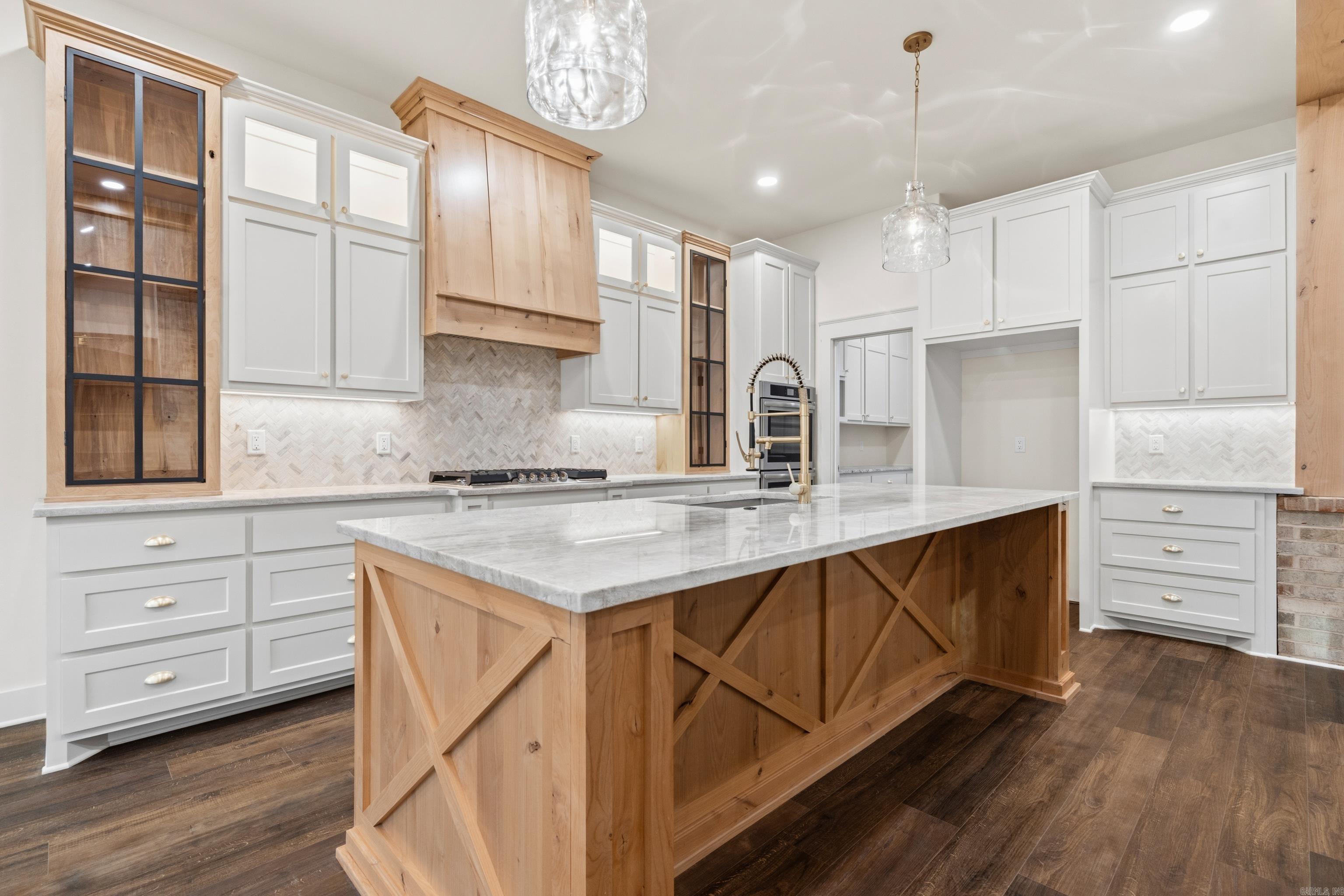 271 Frontier  Hot Springs, AR