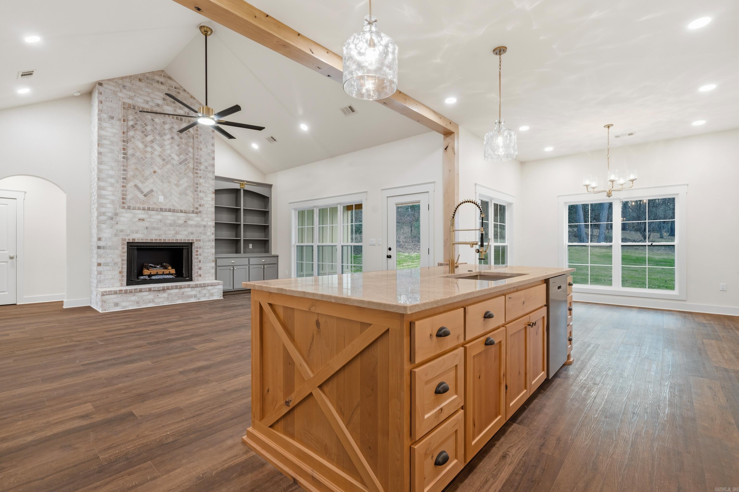 271 Frontier  Hot Springs, AR