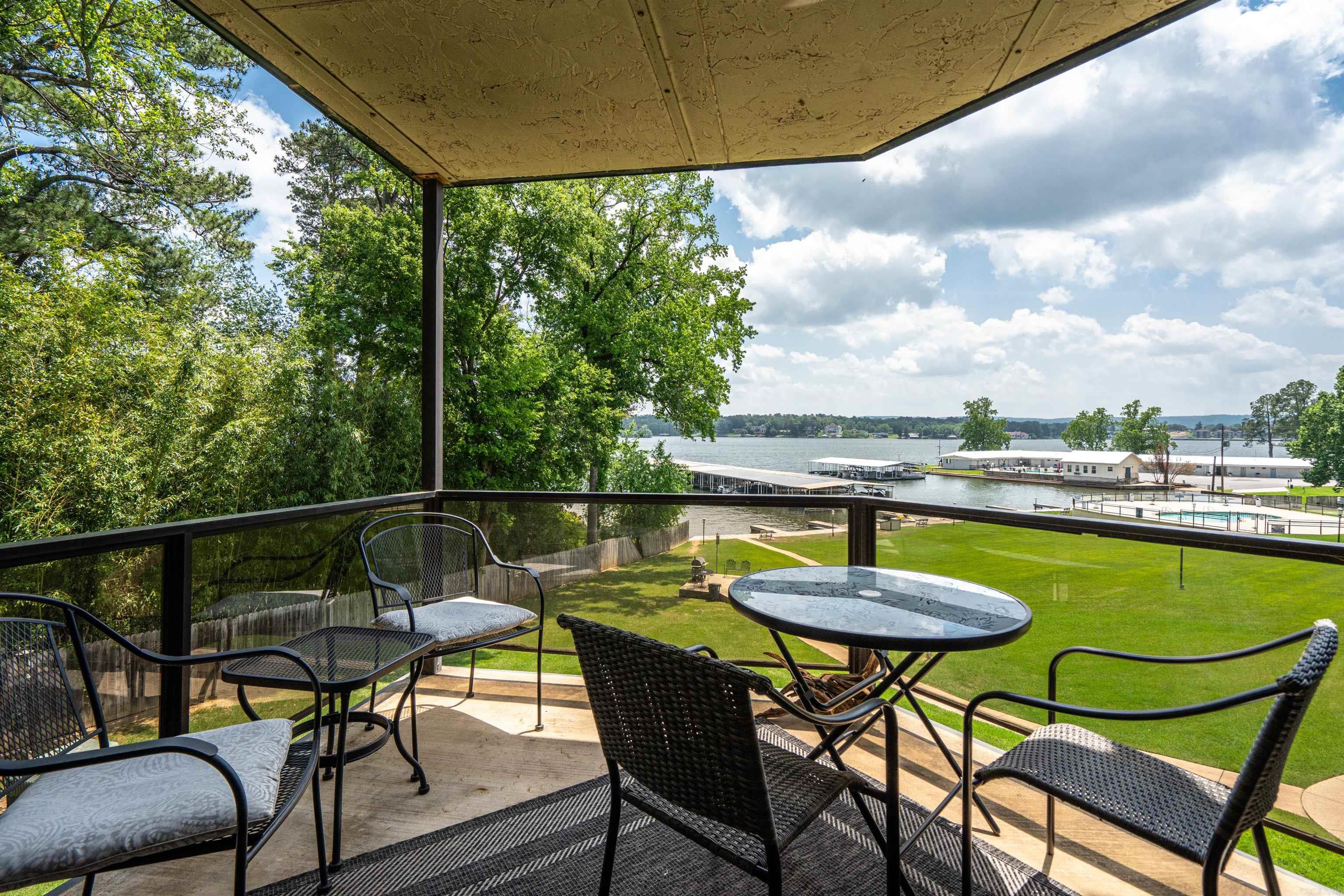 270 Lake Hamilton Dr.  Hot Springs, AR