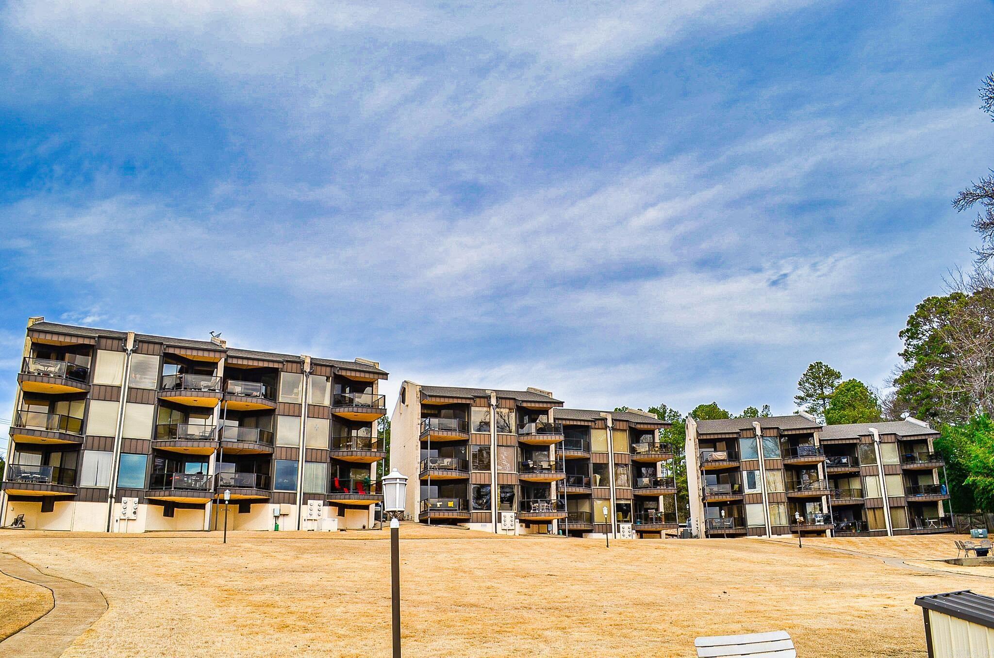 270 Lake Hamilton Dr.  Hot Springs, AR