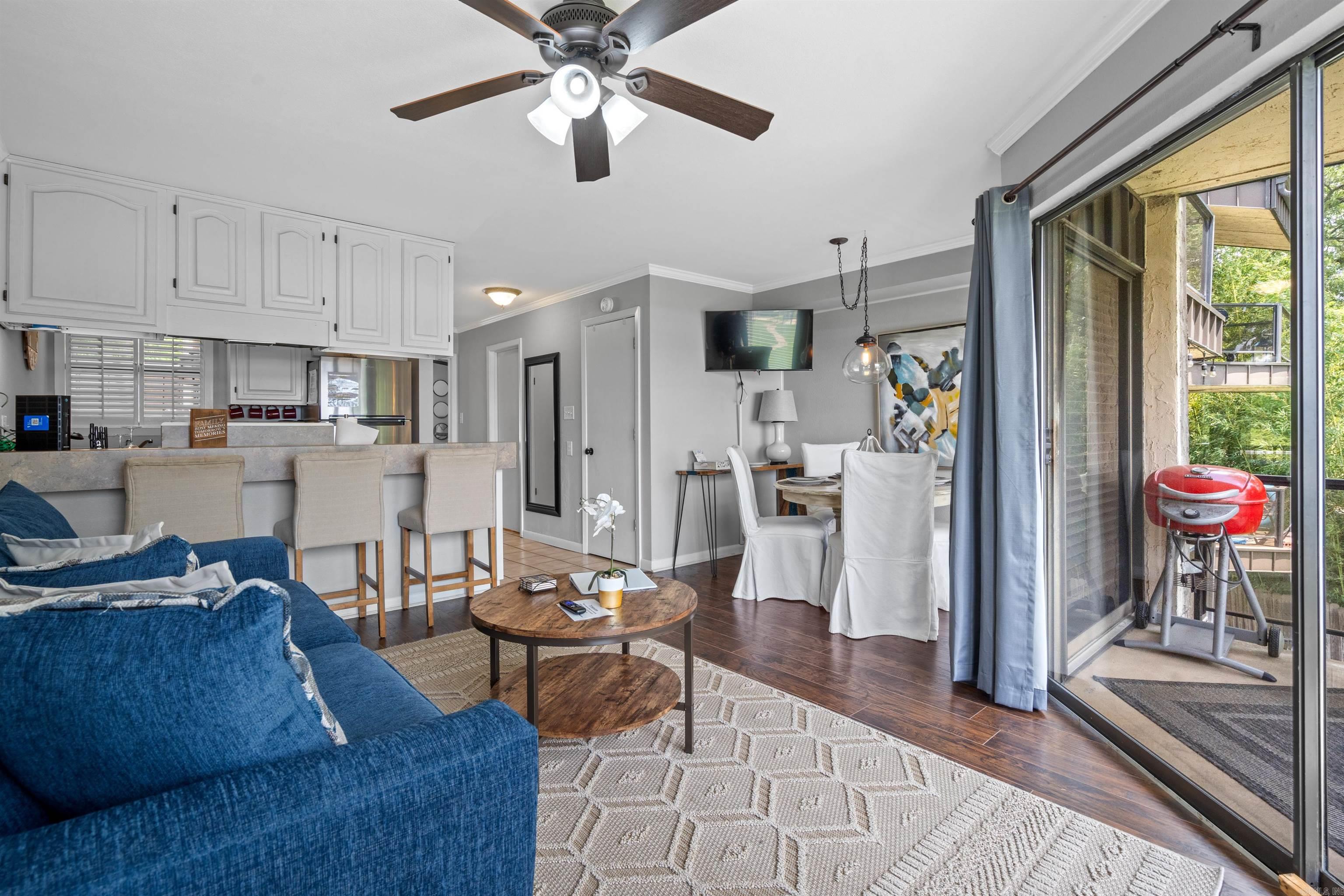 270 Lake Hamilton Dr.  Hot Springs, AR