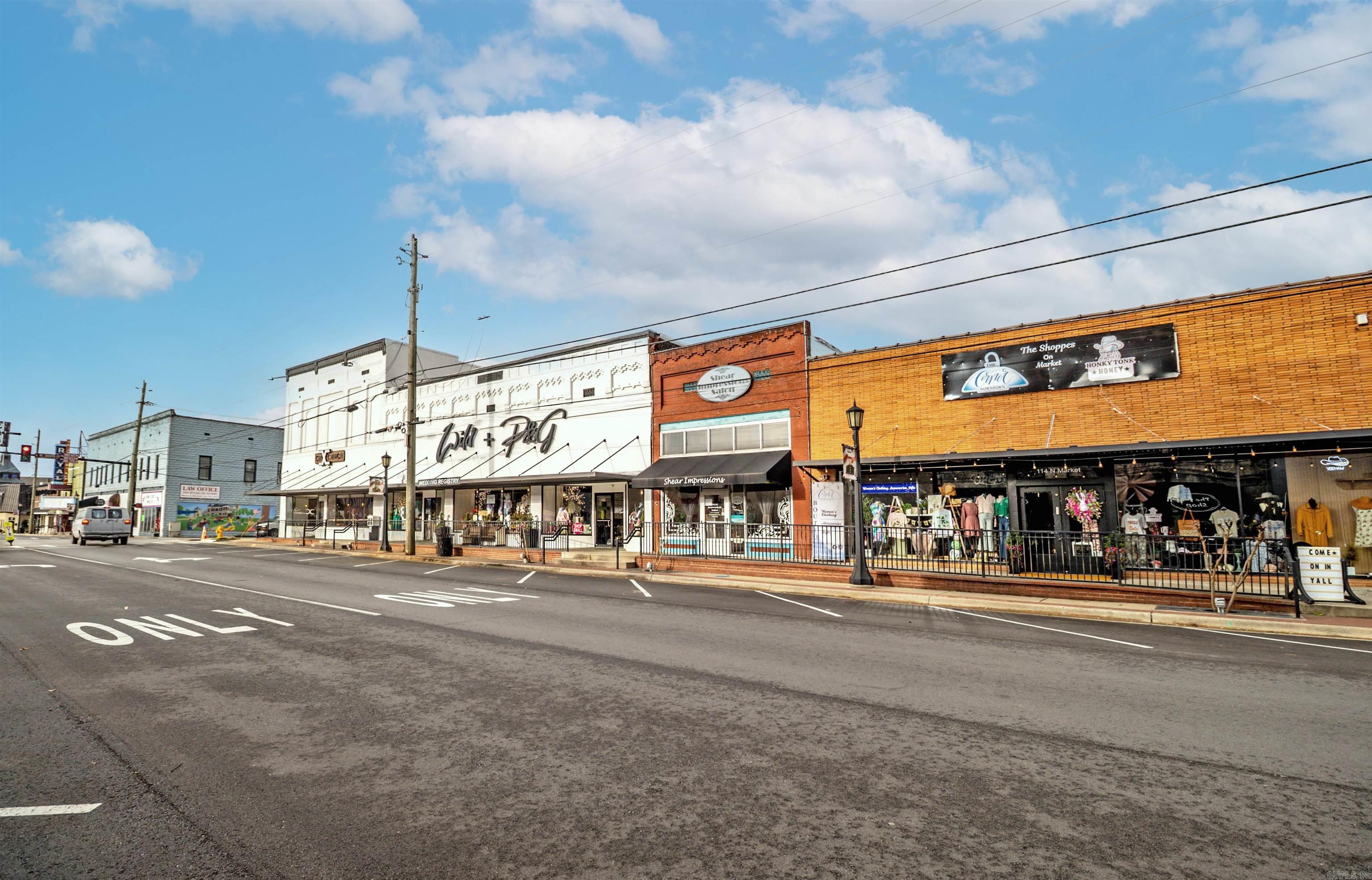 110 N Market  Benton, AR