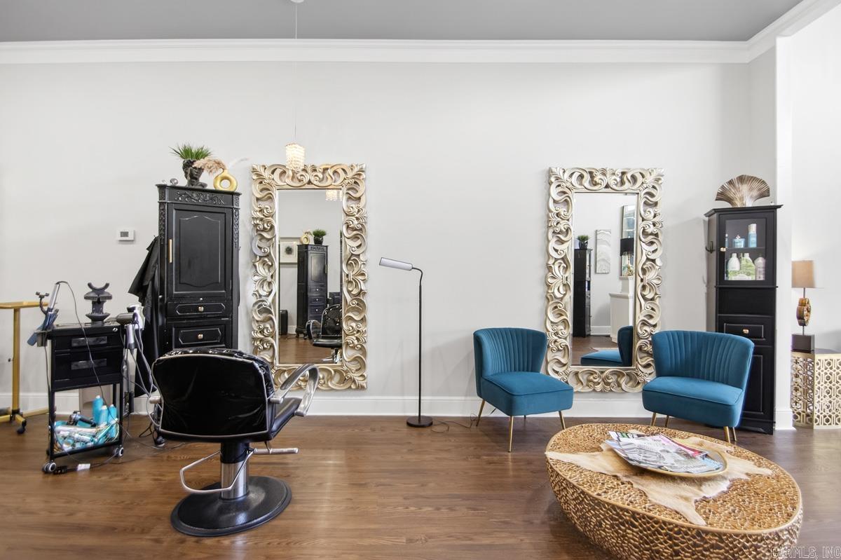 110 N Market  Benton, AR