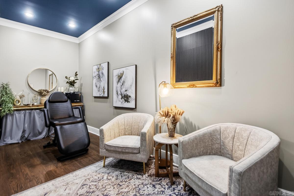 110 N Market  Benton, AR