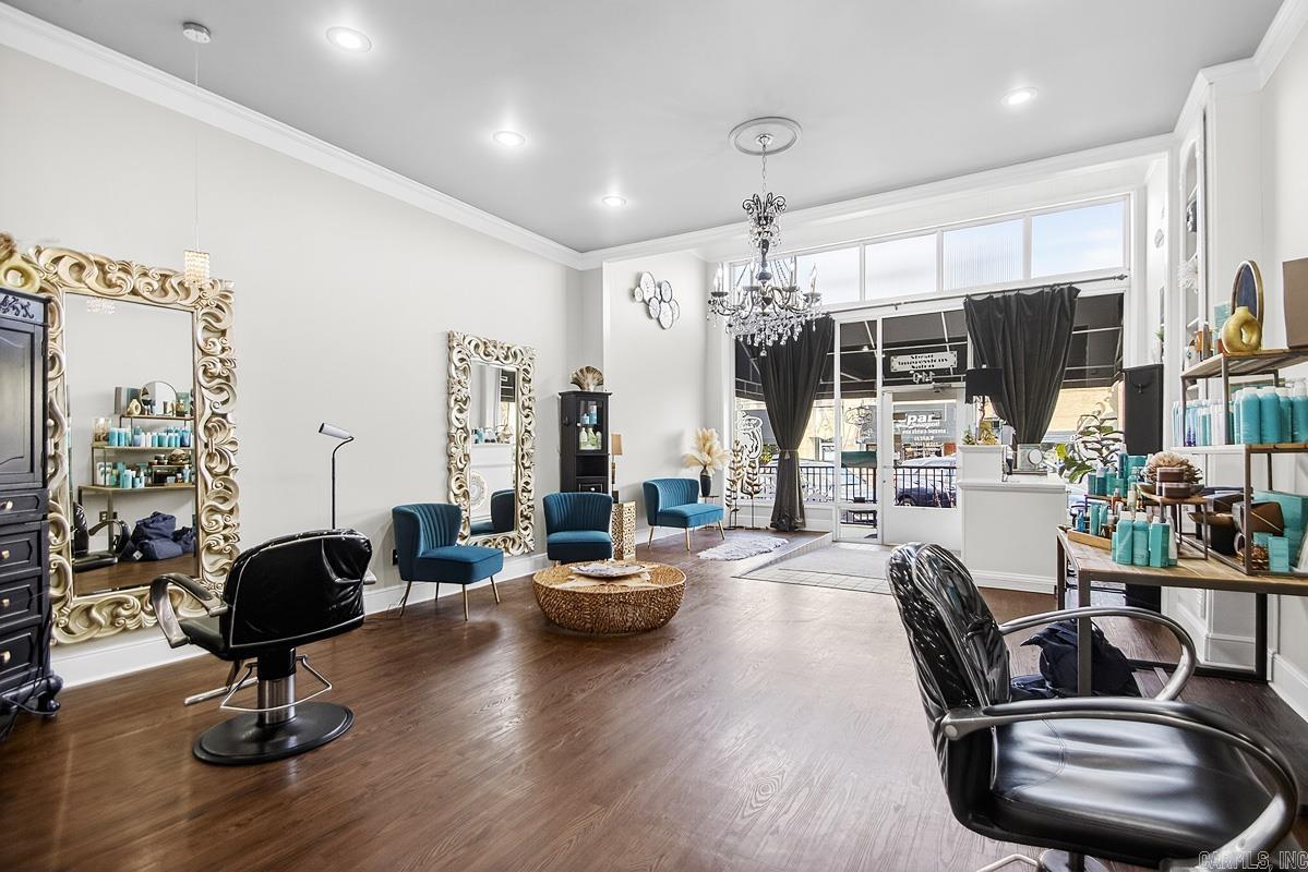 110 N Market  Benton, AR