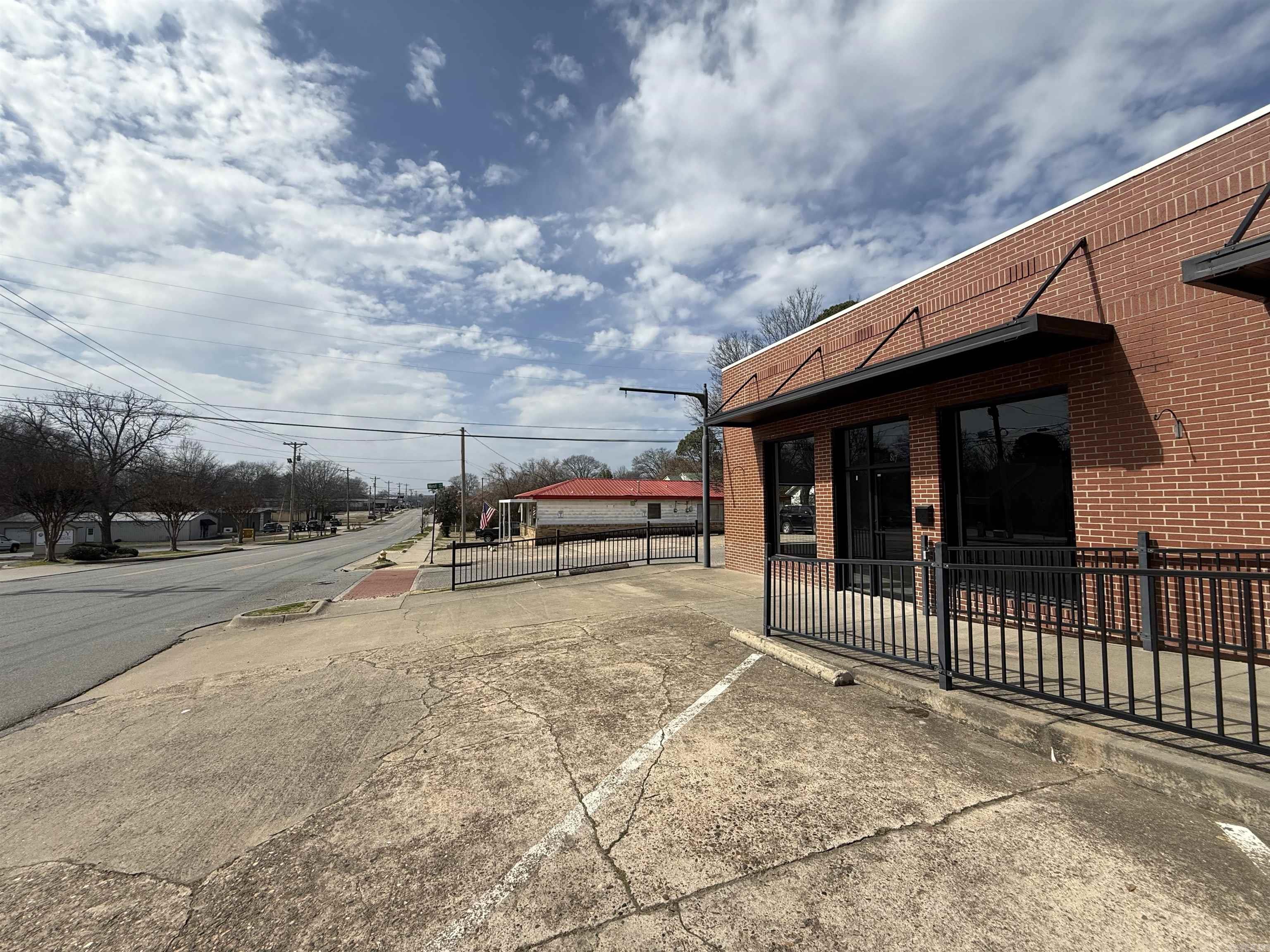 817 W South  Benton, AR