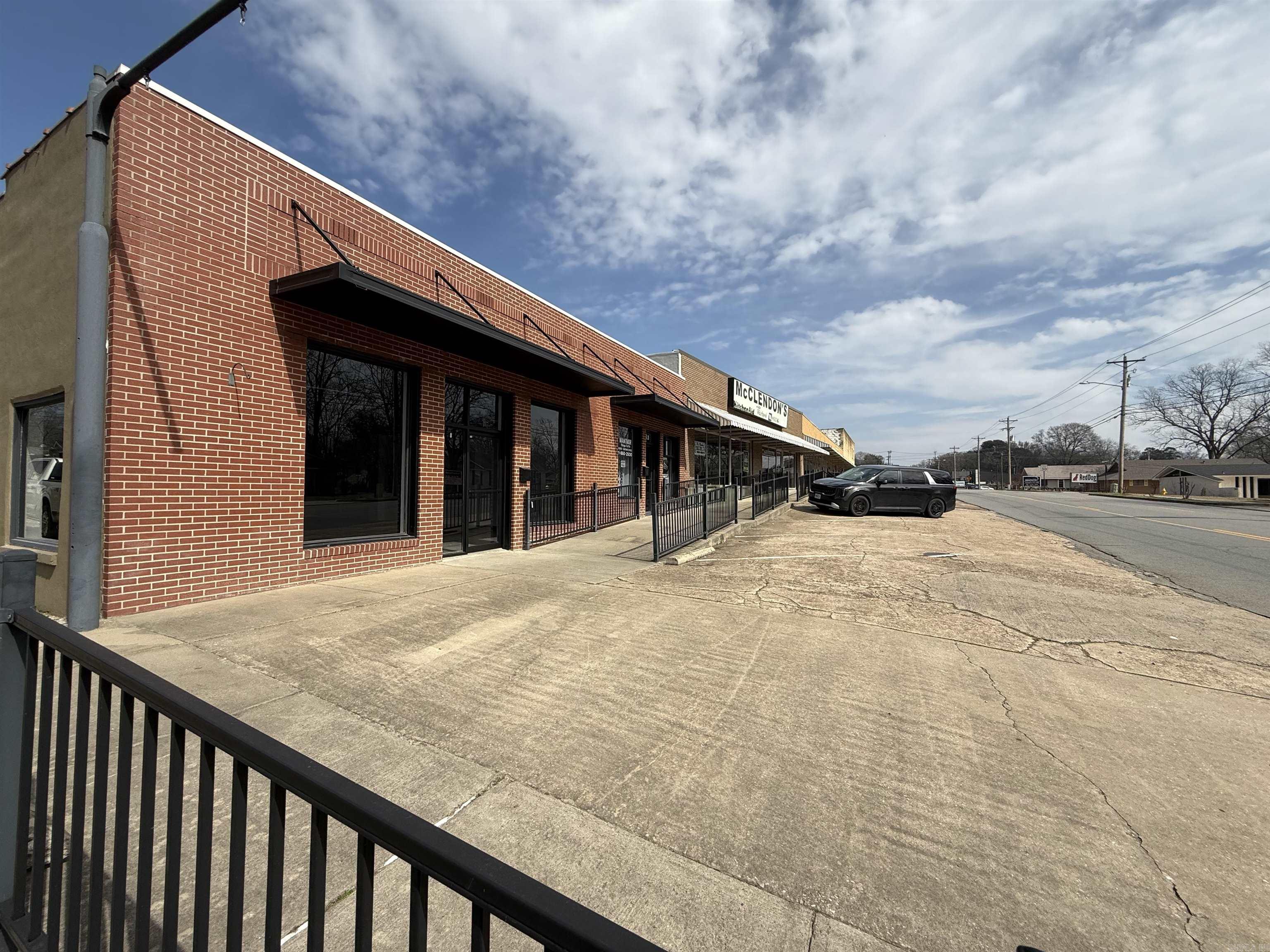 817 W South  Benton, AR