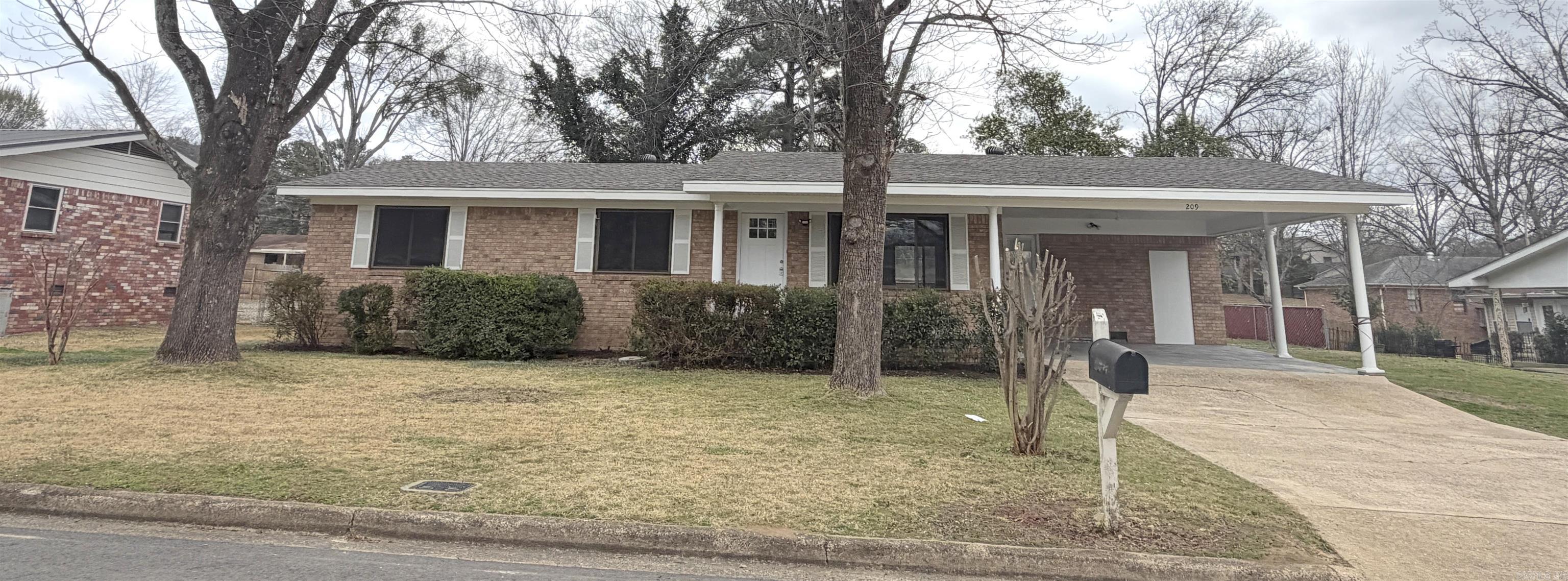 209 Westwood  Hot Springs, AR