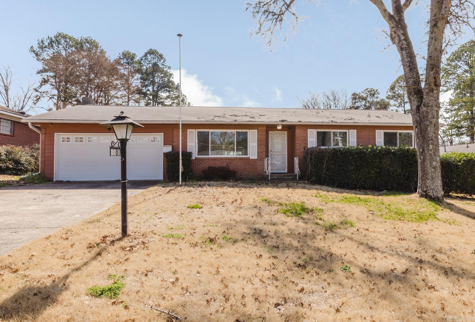 6909 Briarwood  Little Rock, AR