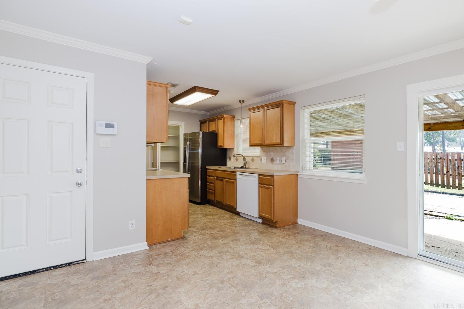 6909 Briarwood  Little Rock, AR