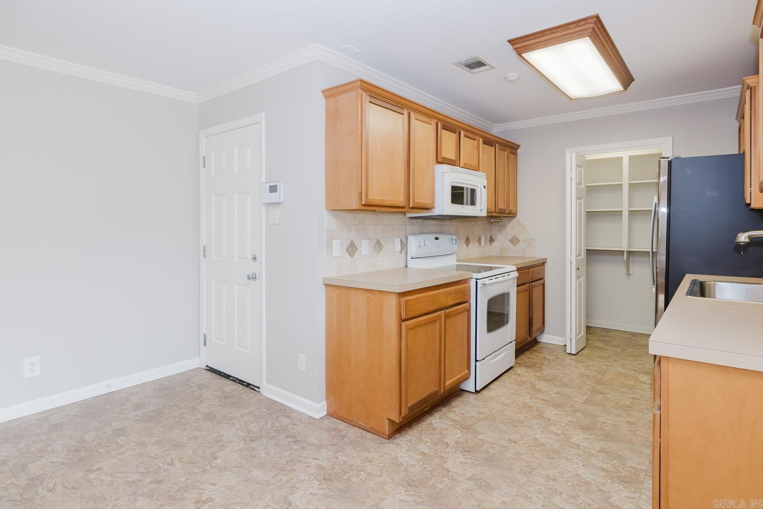 6909 Briarwood  Little Rock, AR