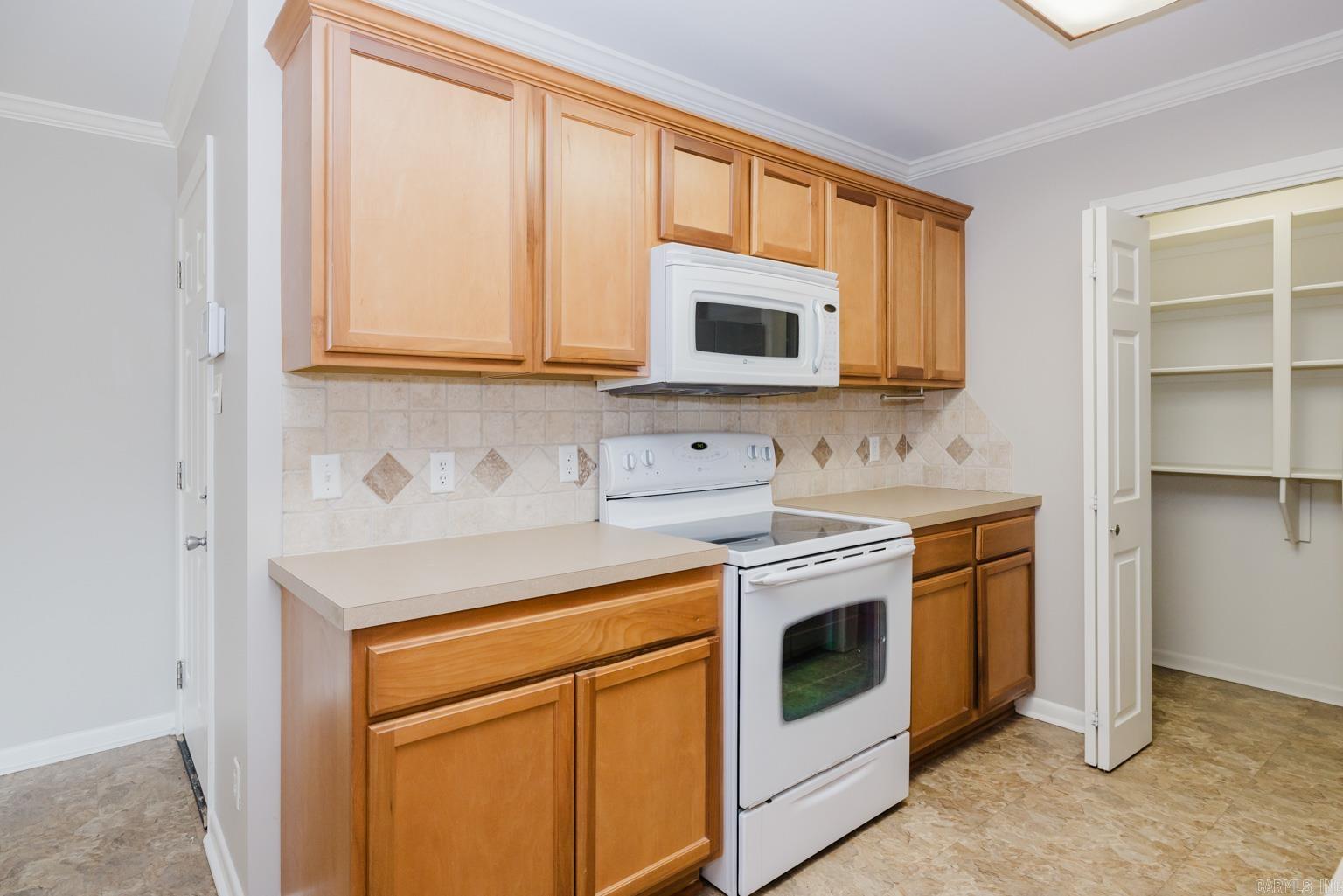 6909 Briarwood  Little Rock, AR