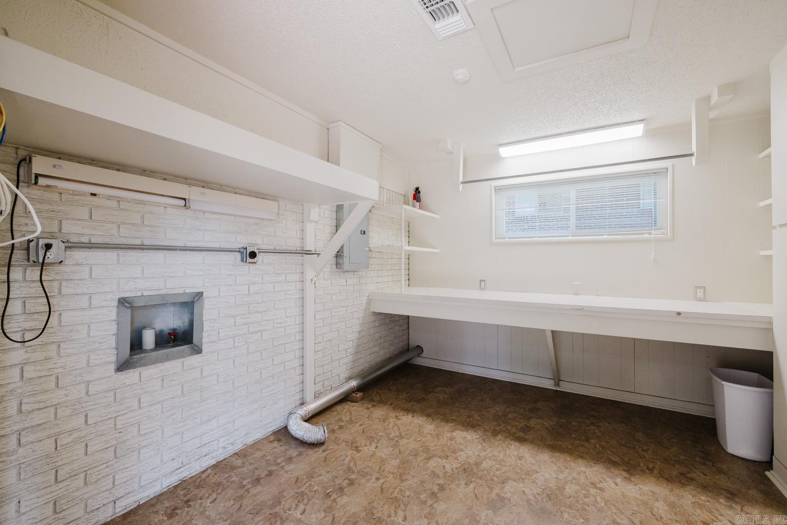 6909 Briarwood  Little Rock, AR