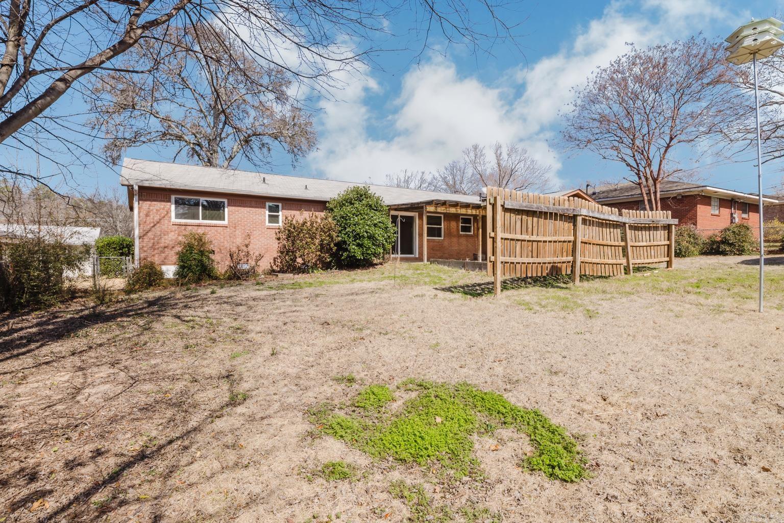 6909 Briarwood  Little Rock, AR