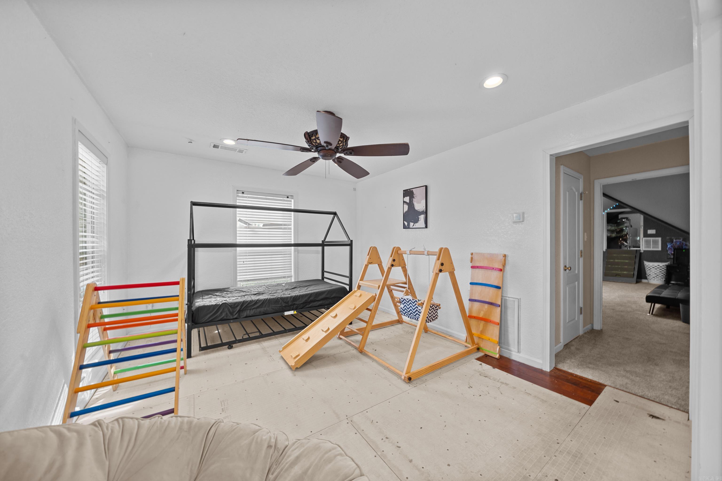 143 Blue Heron  Hot Springs National Park, AR