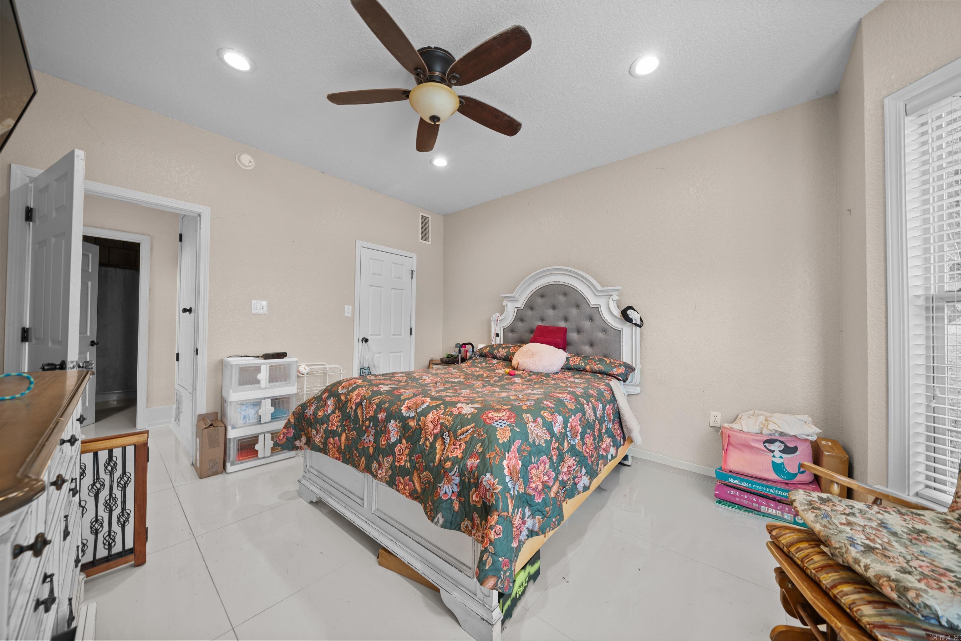 143 Blue Heron  Hot Springs National Park, AR