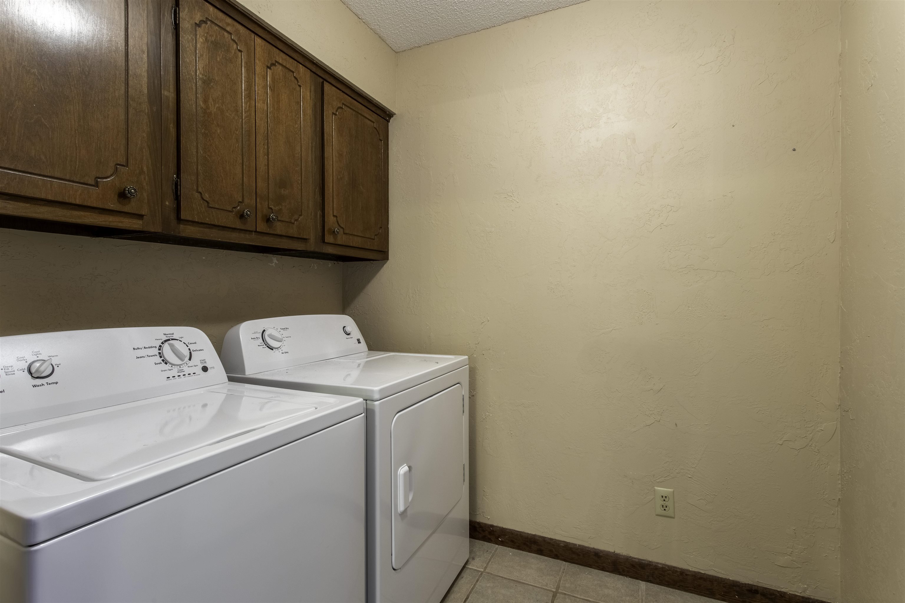 7 Winnebago  Cherokee Village, AR