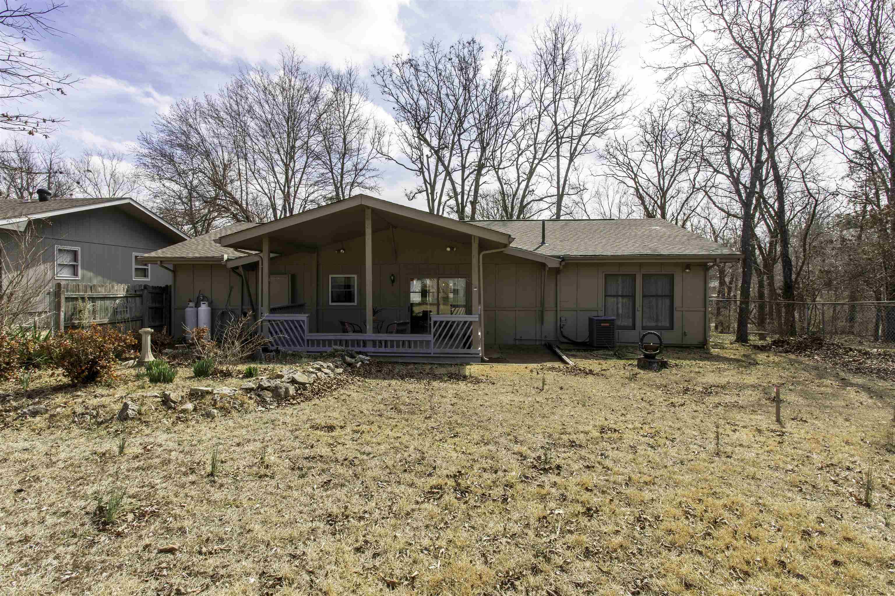 7 Winnebago  Cherokee Village, AR