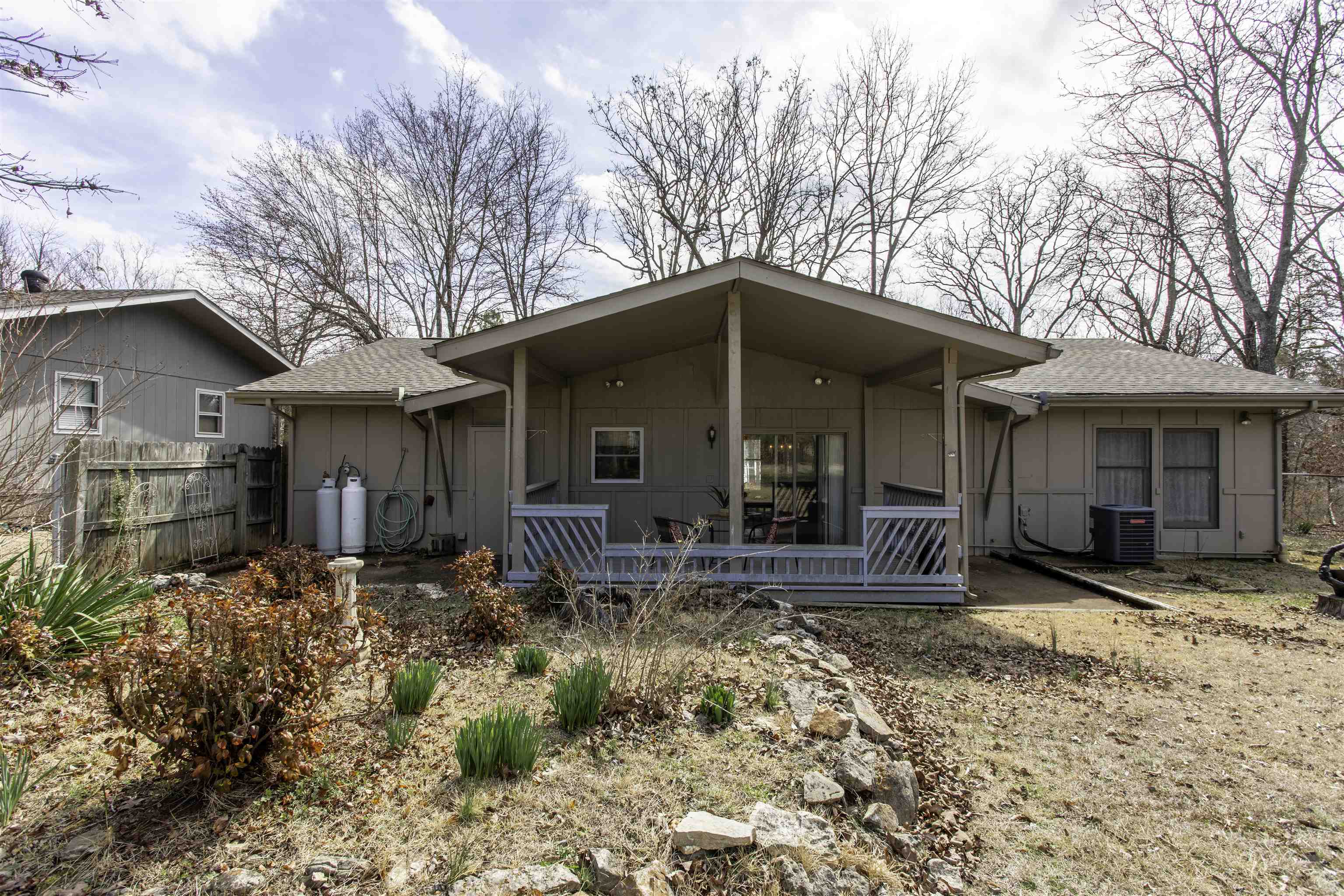 7 Winnebago  Cherokee Village, AR