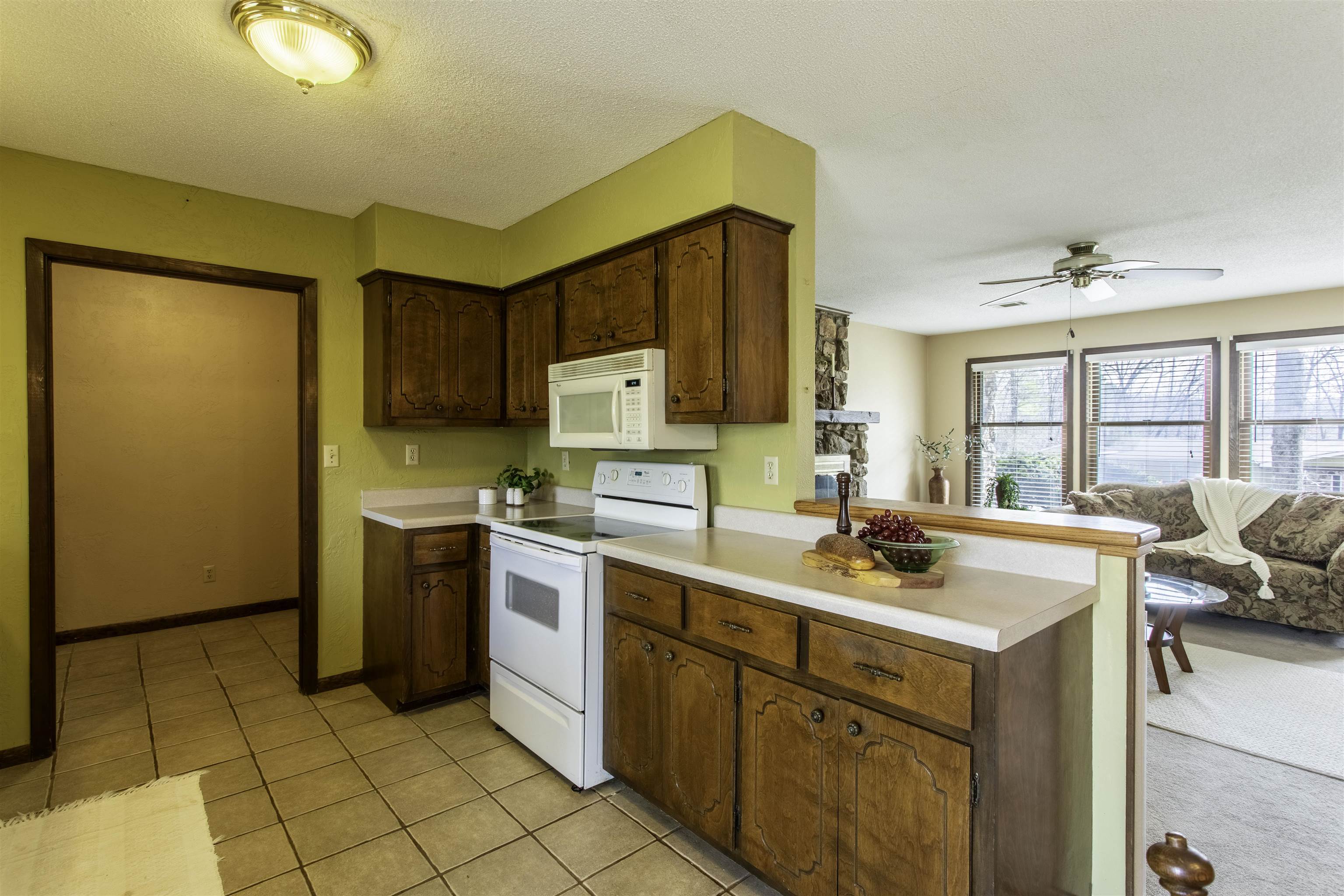 7 Winnebago  Cherokee Village, AR