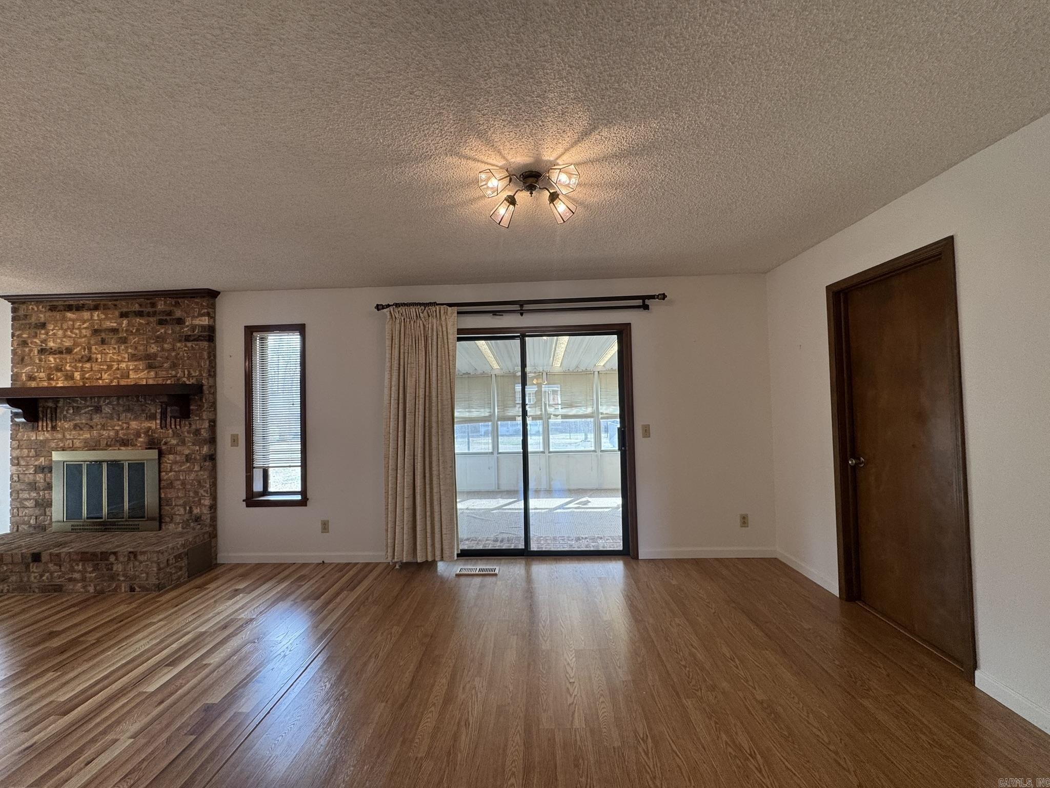 1913 Mimosa  Mountain Home, AR