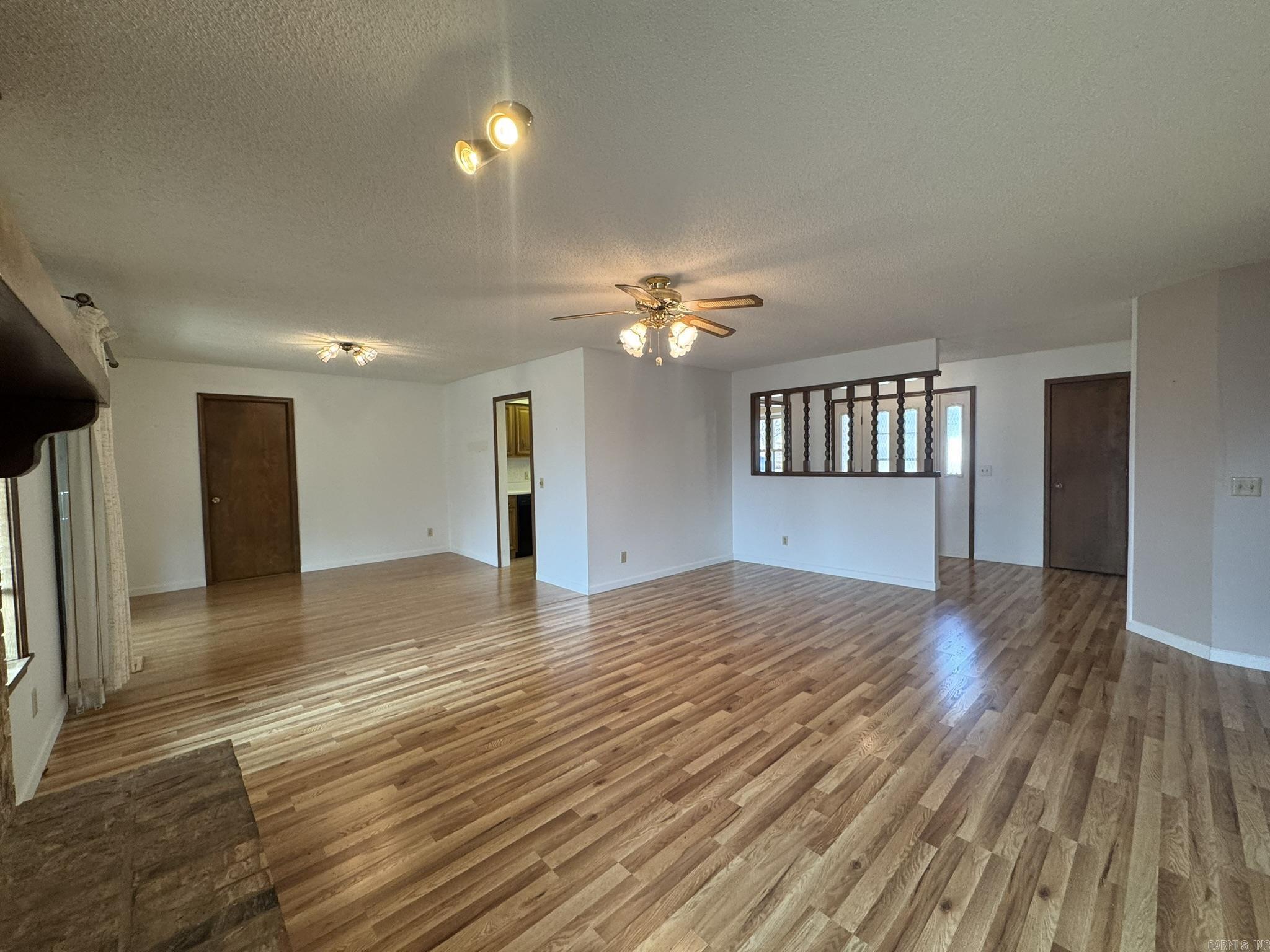 1913 Mimosa  Mountain Home, AR