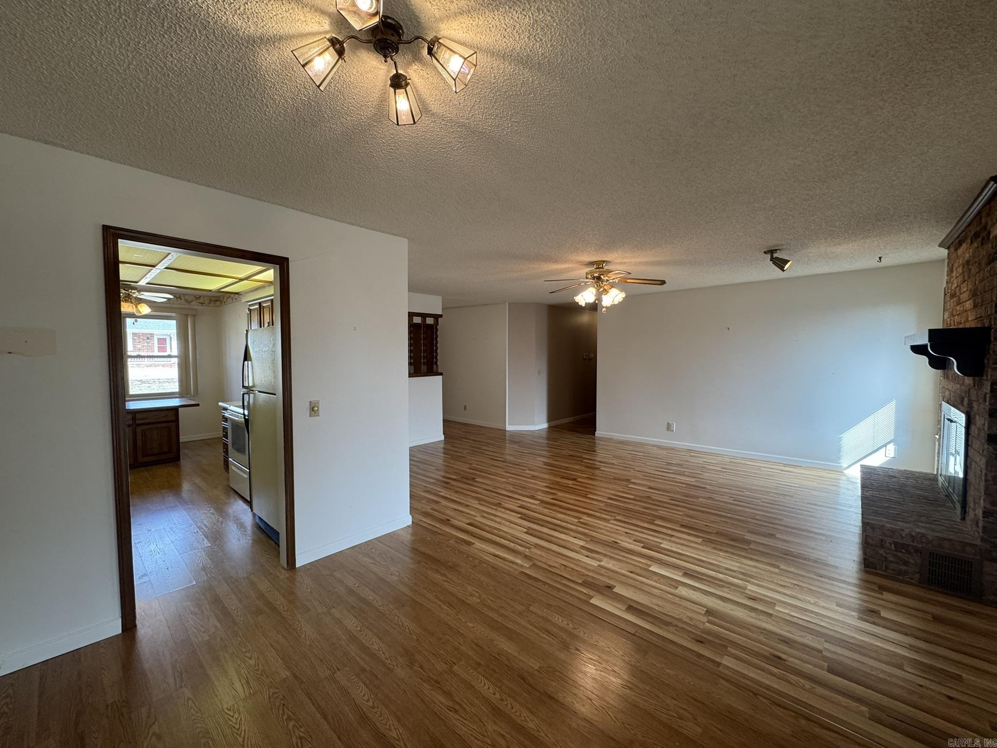 1913 Mimosa  Mountain Home, AR