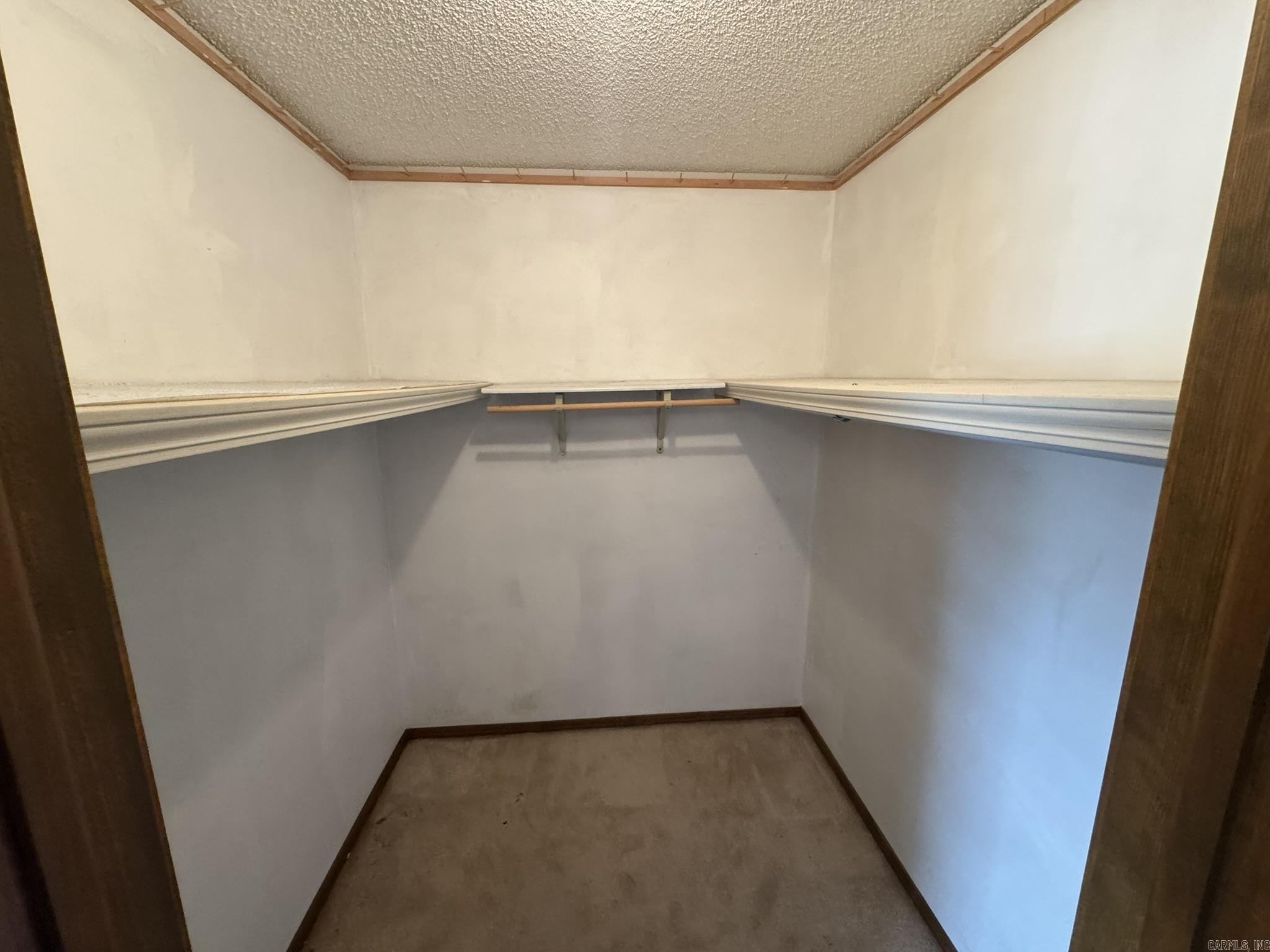 1913 Mimosa  Mountain Home, AR