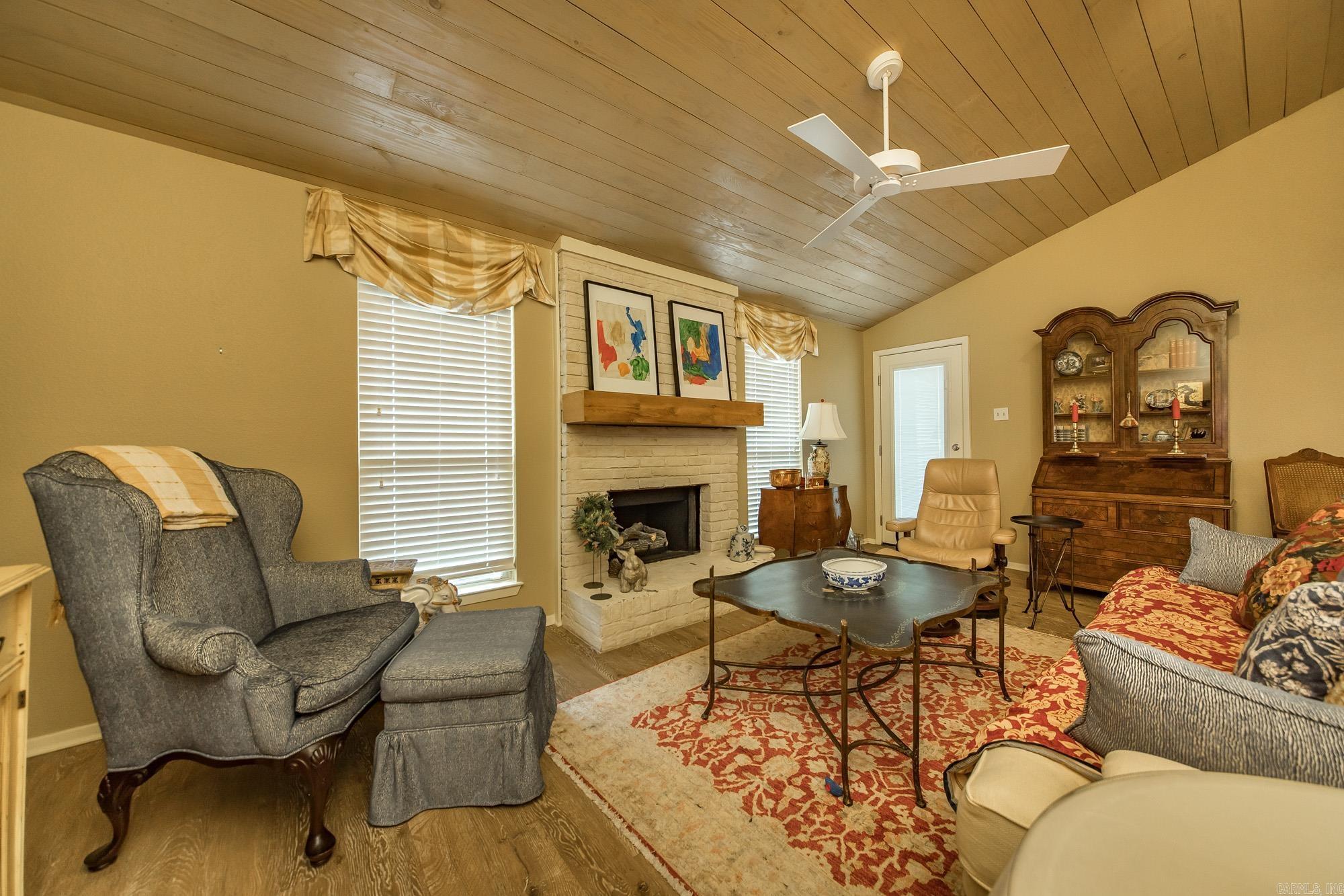 1906 Broken Bow  North Little Rock, AR