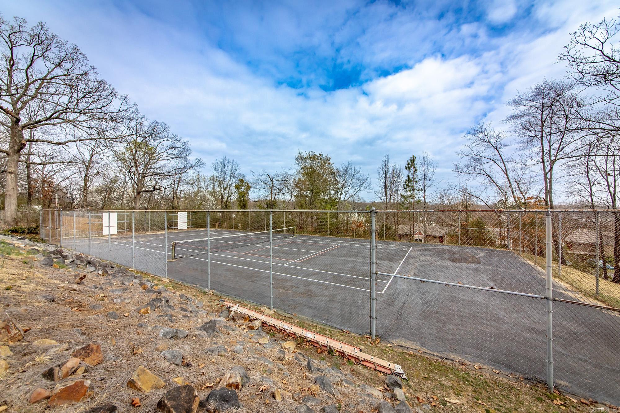 1906 Broken Bow  North Little Rock, AR