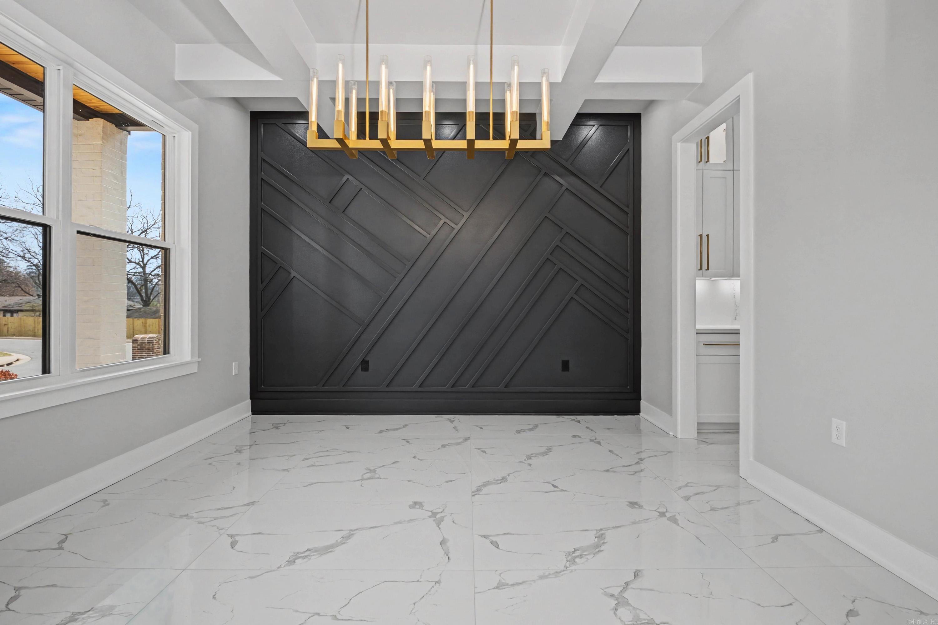 9 OAK GLEN  Little Rock, AR