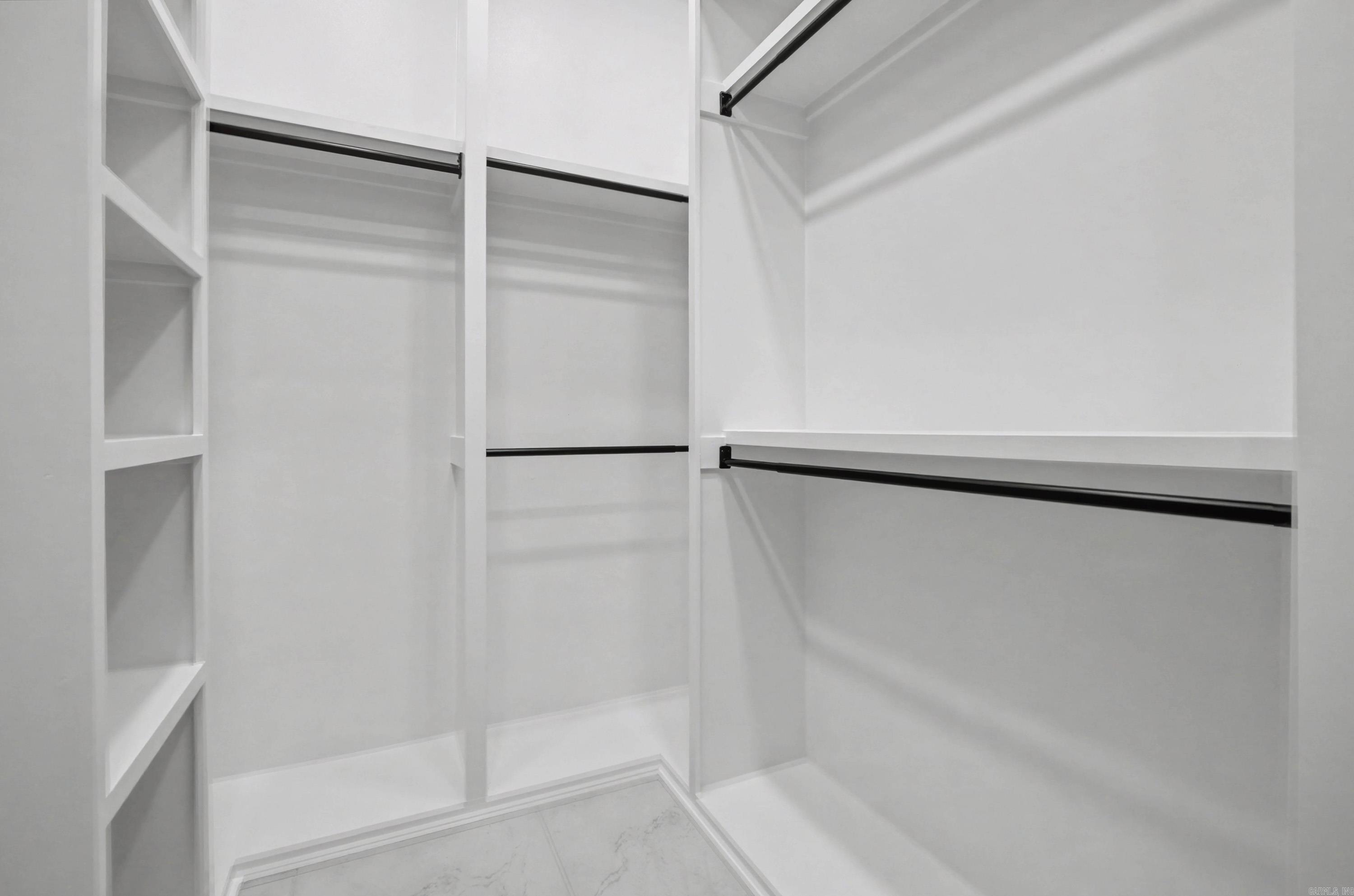 9 OAK GLEN  Little Rock, AR