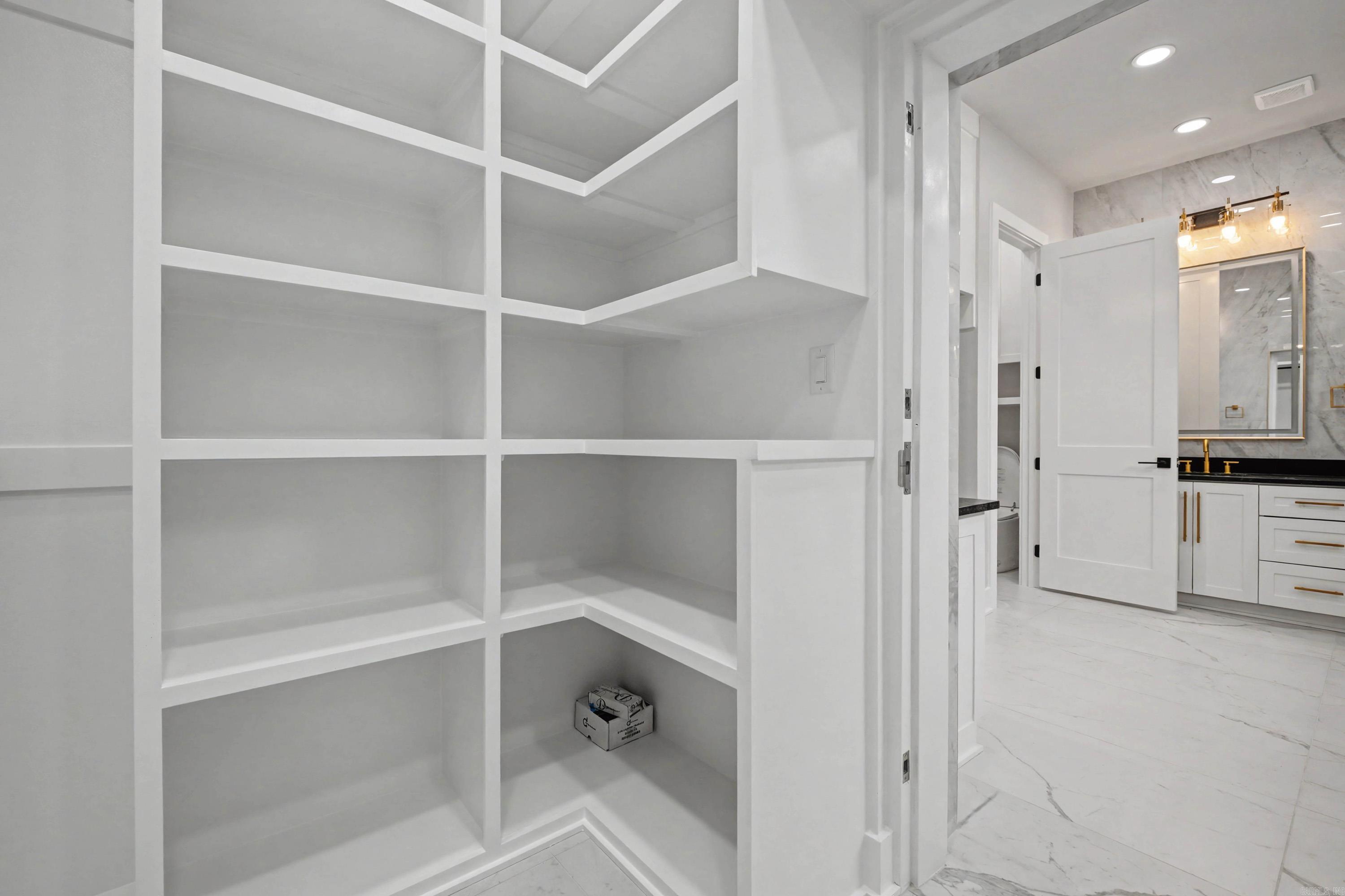 9 OAK GLEN  Little Rock, AR