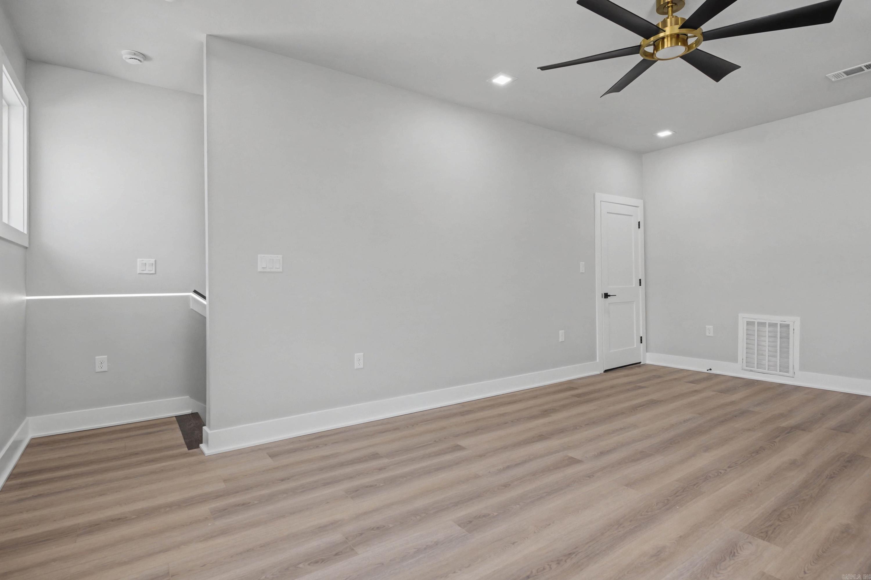 9 OAK GLEN  Little Rock, AR