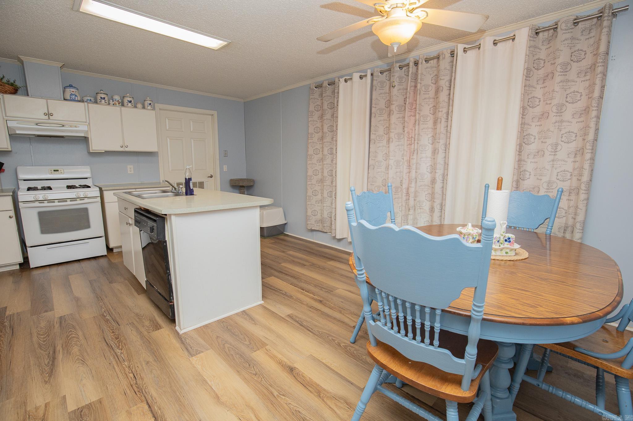 10807 Dollarway Rd.  White Hall, AR