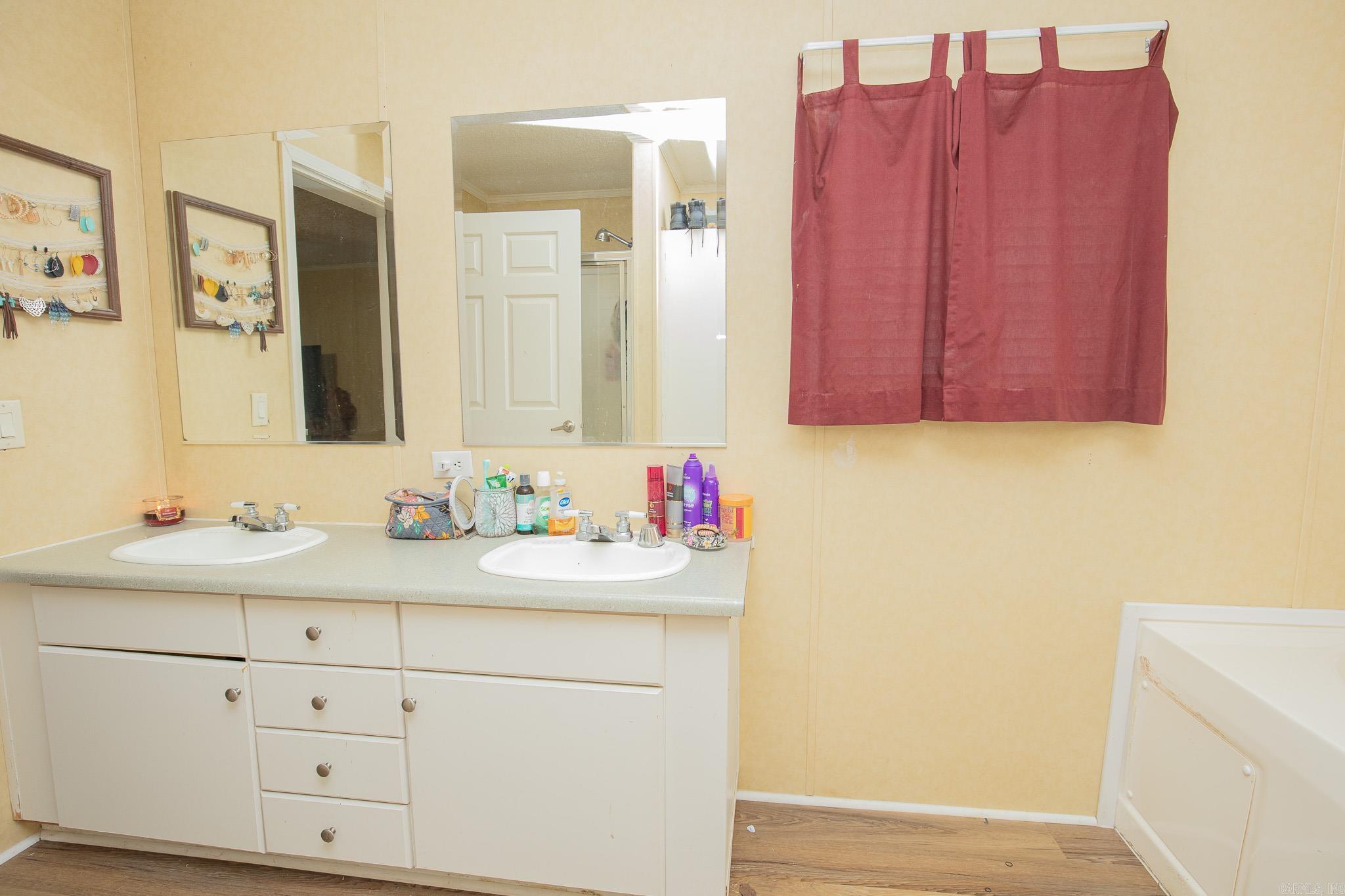 10807 Dollarway Rd.  White Hall, AR