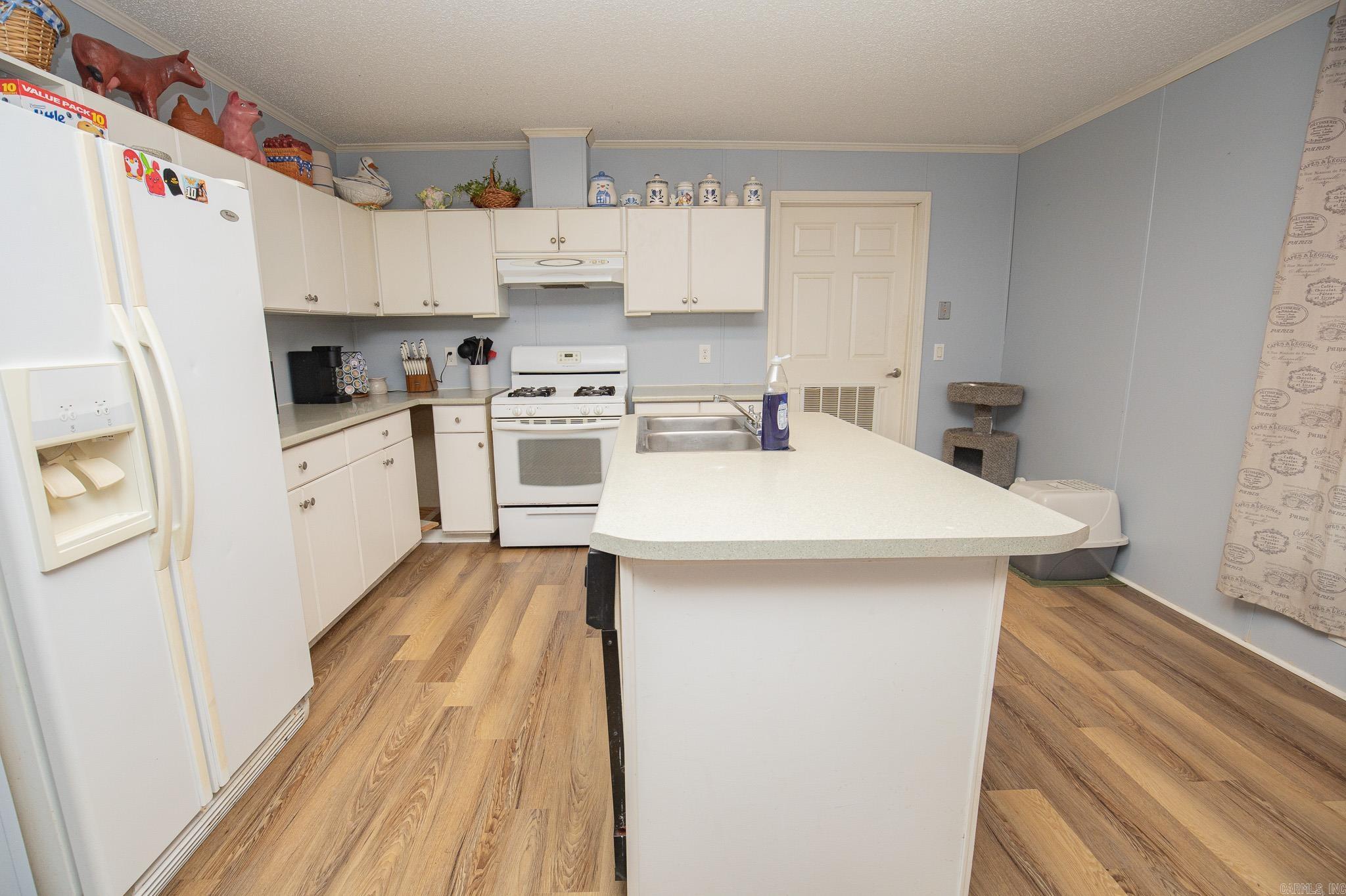 10807 Dollarway Rd.  White Hall, AR