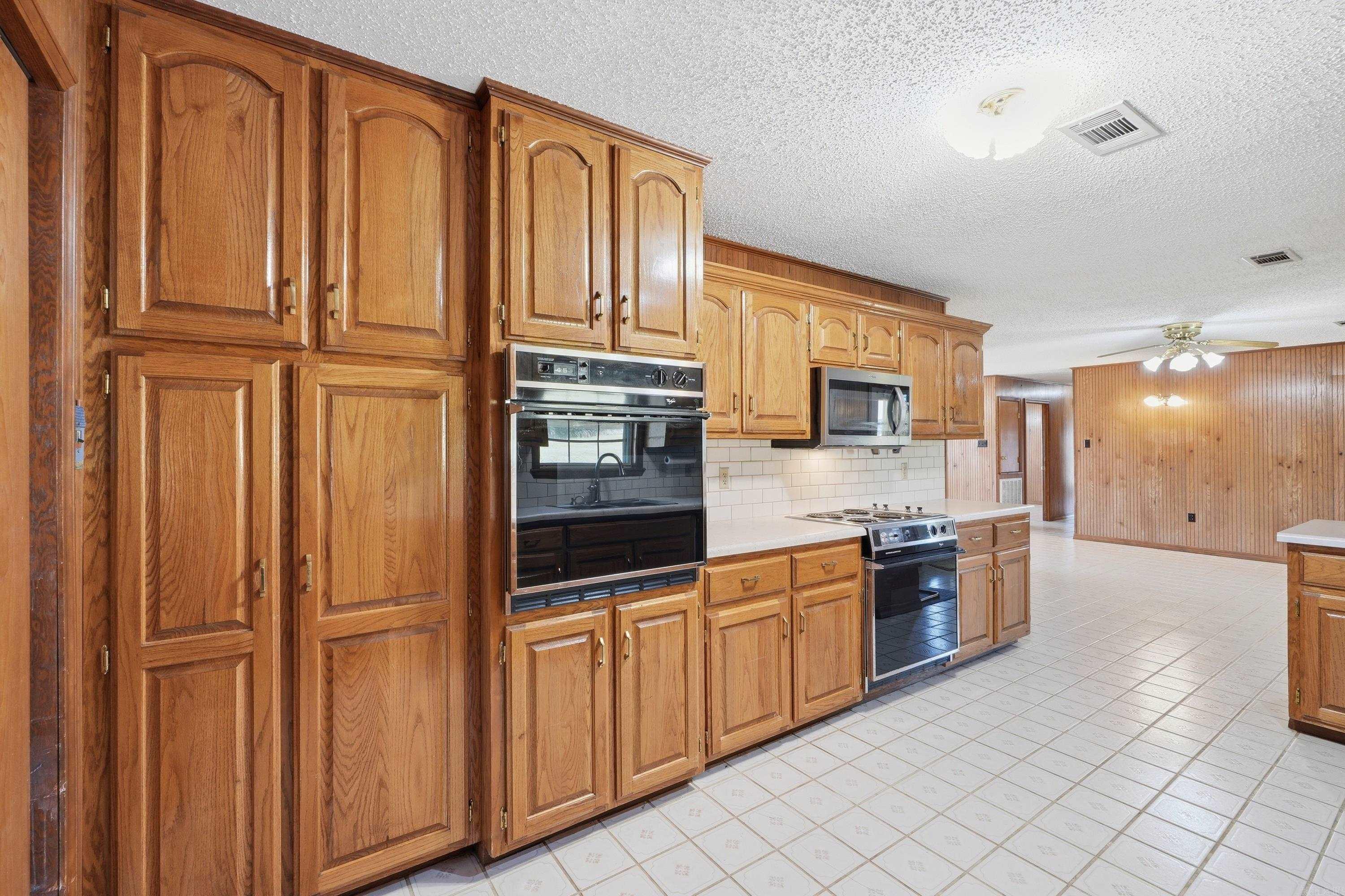 12 Lieblong Rd Greenbrier, AR 72058