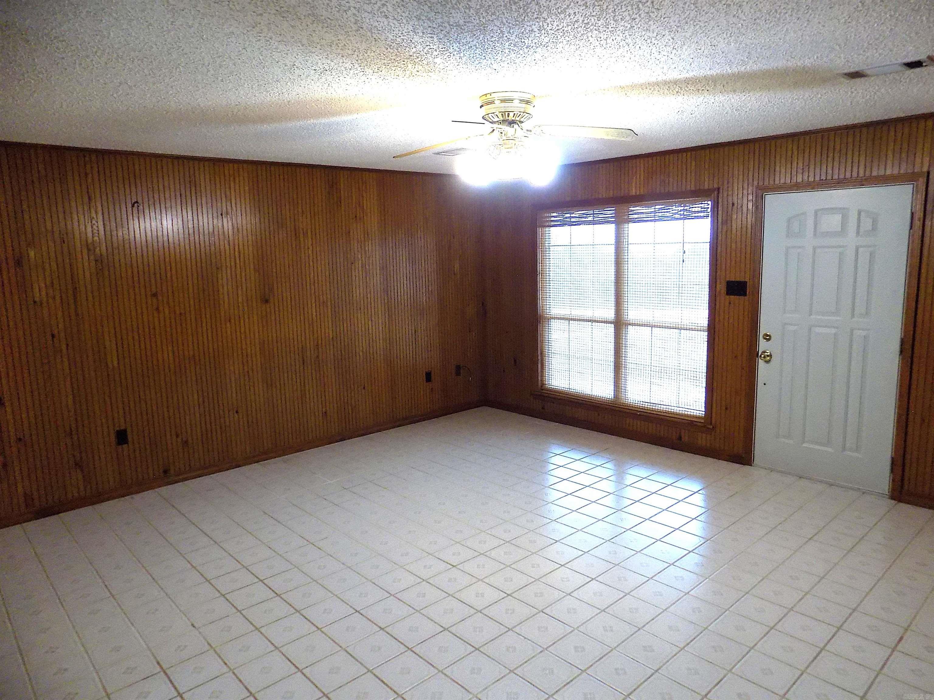 12 Lieblong Rd  Greenbrier, AR