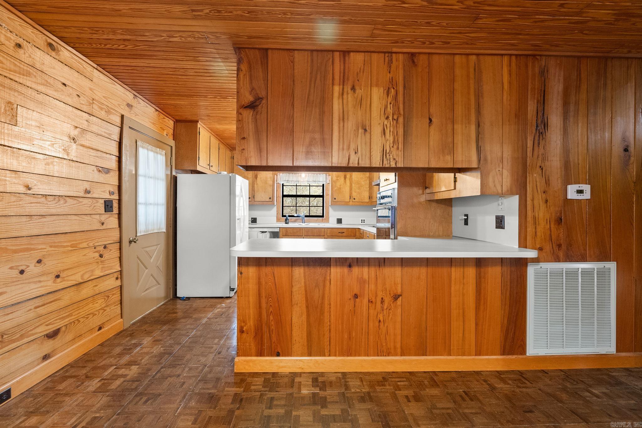 20314 Lake Vista  Roland, AR