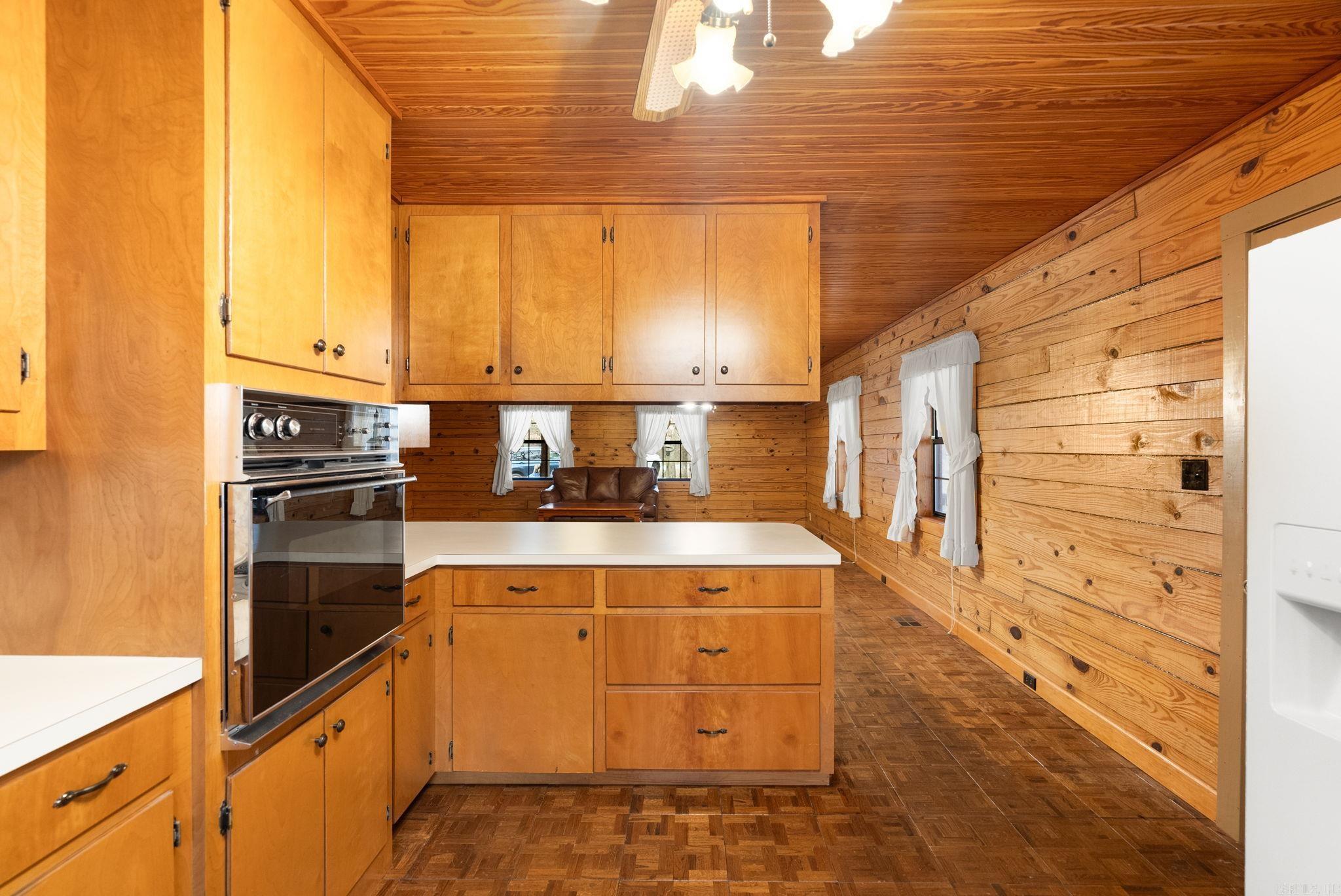 20314 Lake Vista  Roland, AR