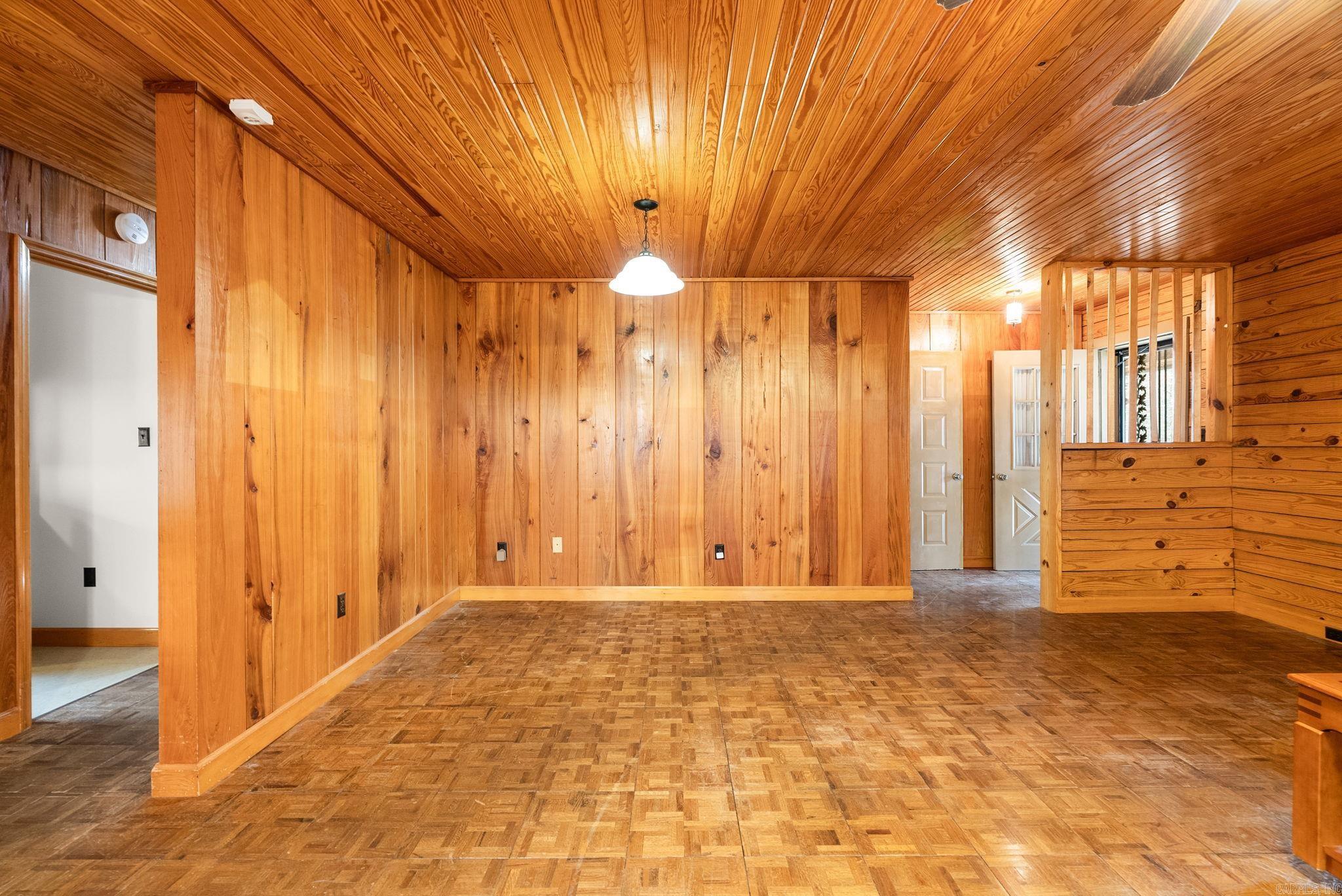 20314 Lake Vista  Roland, AR